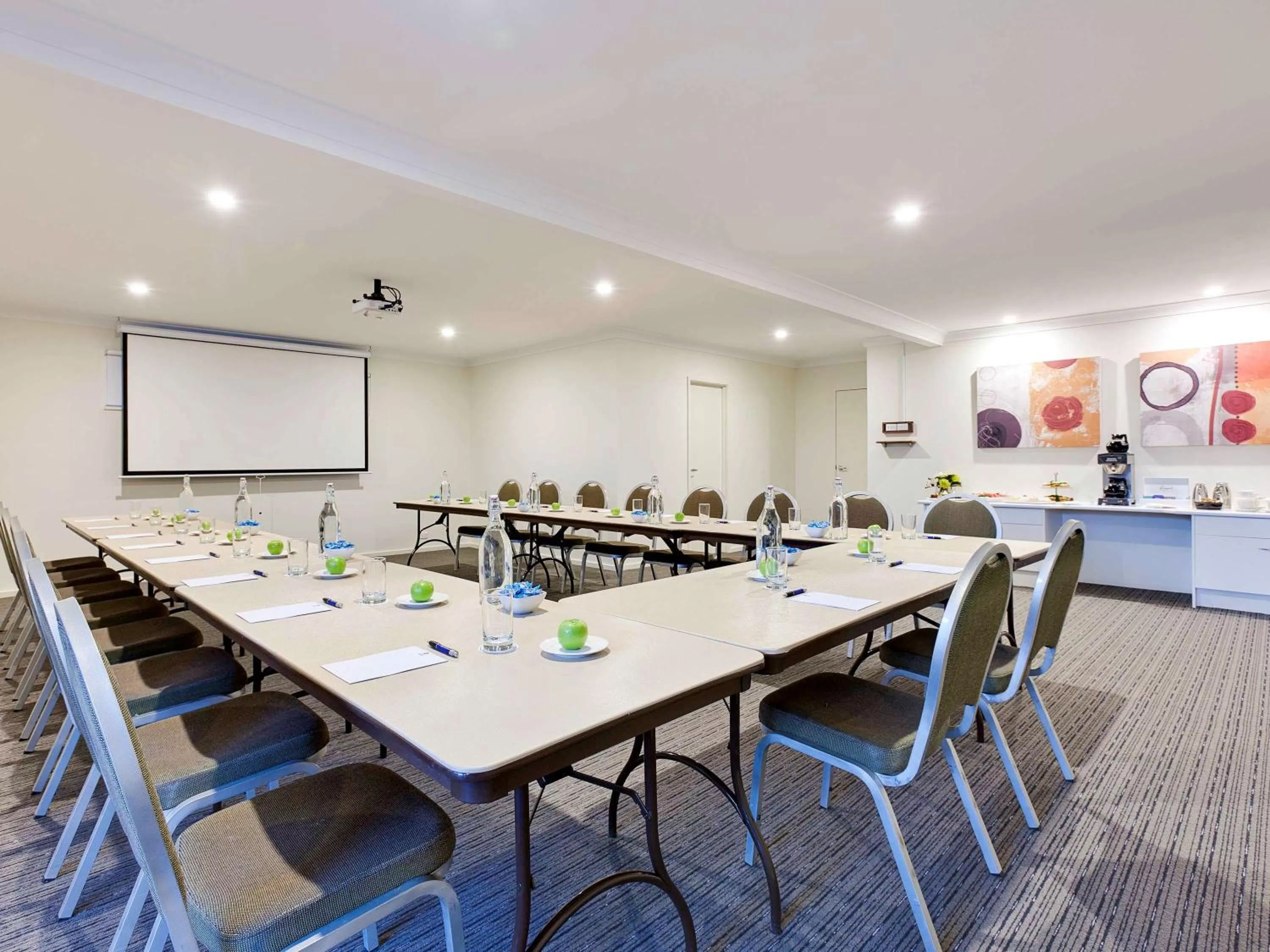 On site in Tall Trees Ainslie Motel