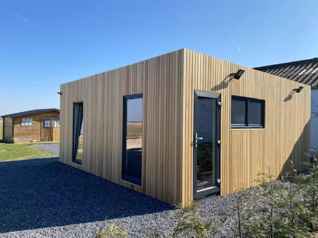 Property Building in Le Boca