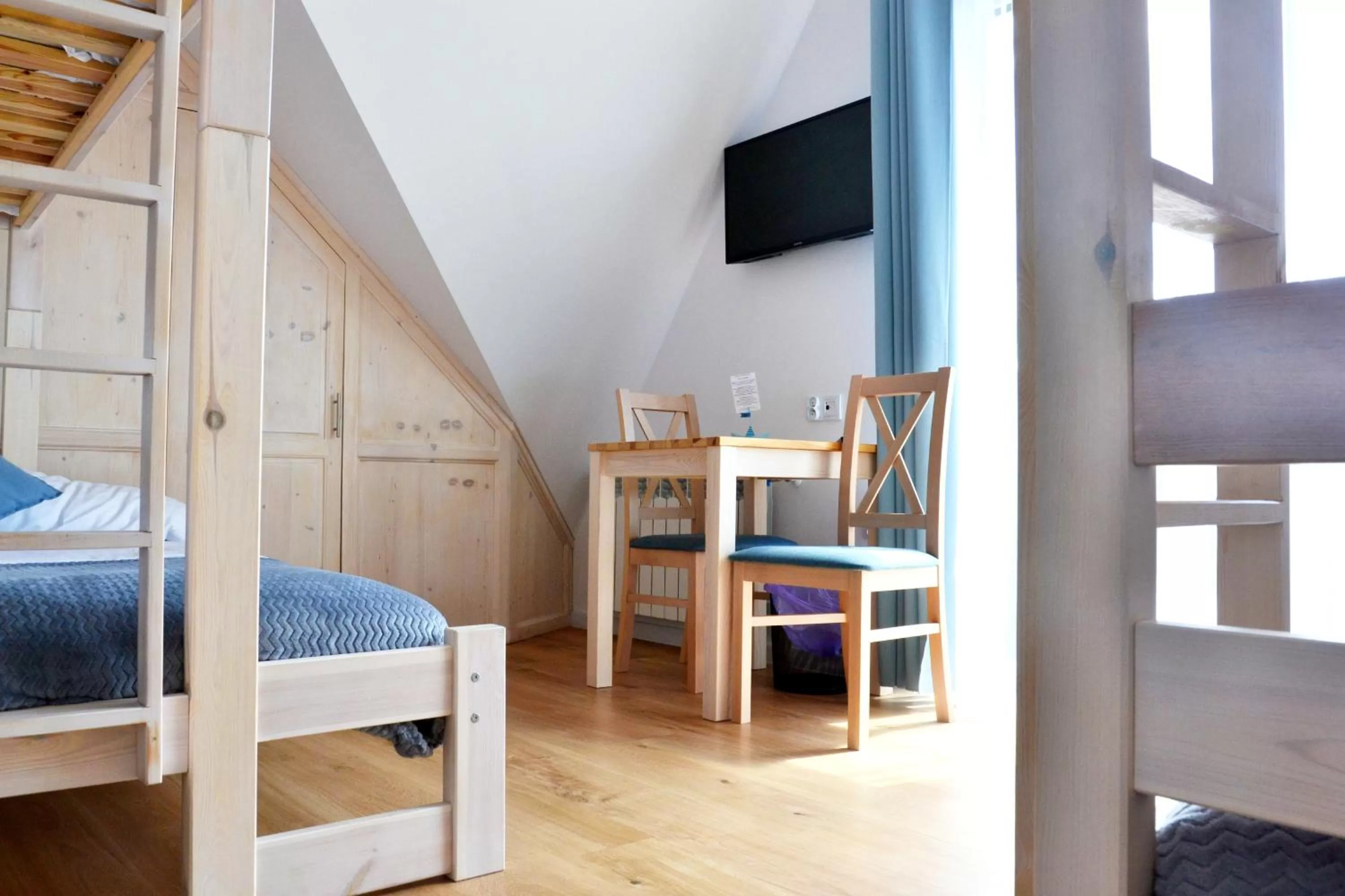 Bed, Bunk Bed in Willa ŻeglarSki