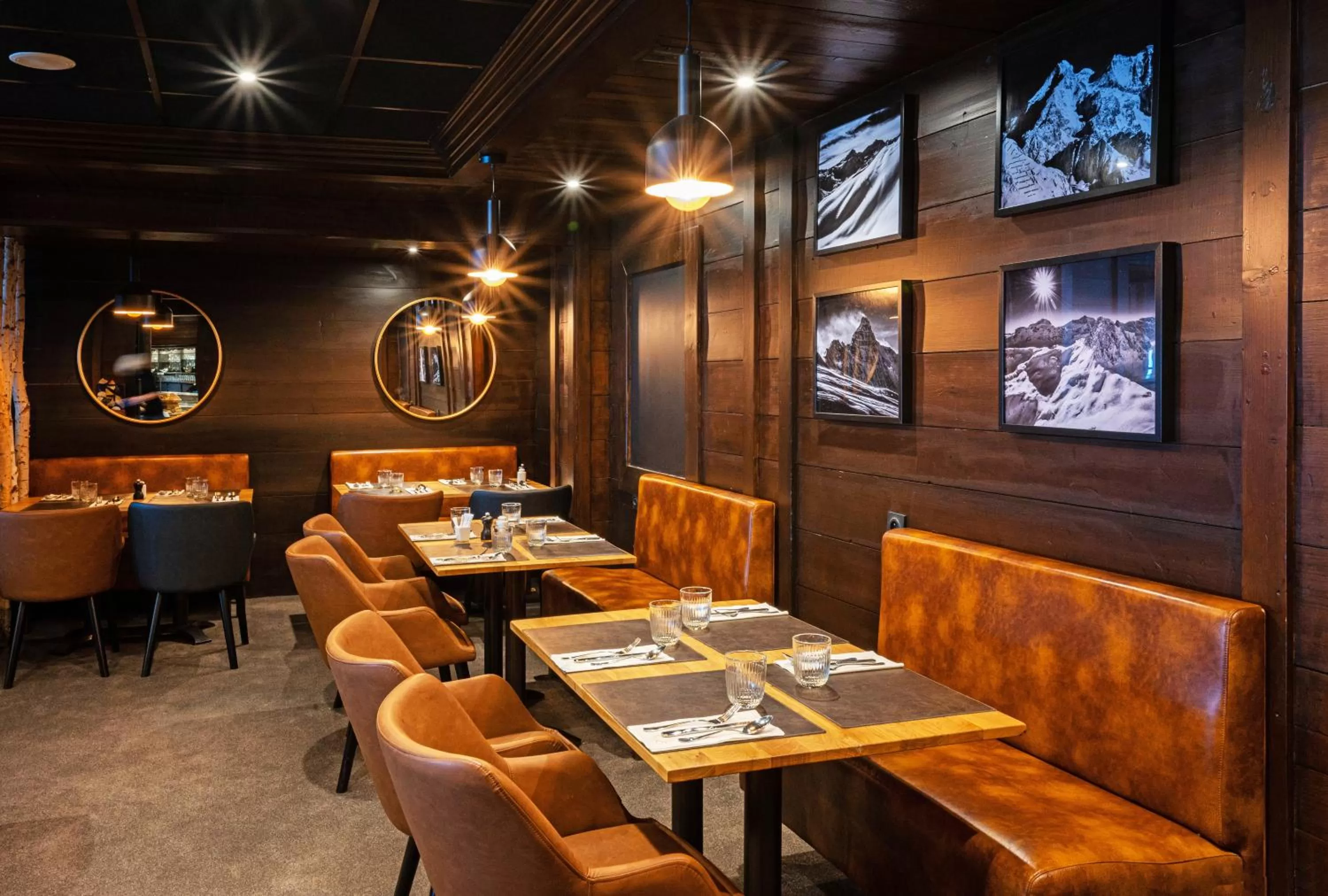 Restaurant/places to eat in Hôtel Le Levanna by Les Etincelles