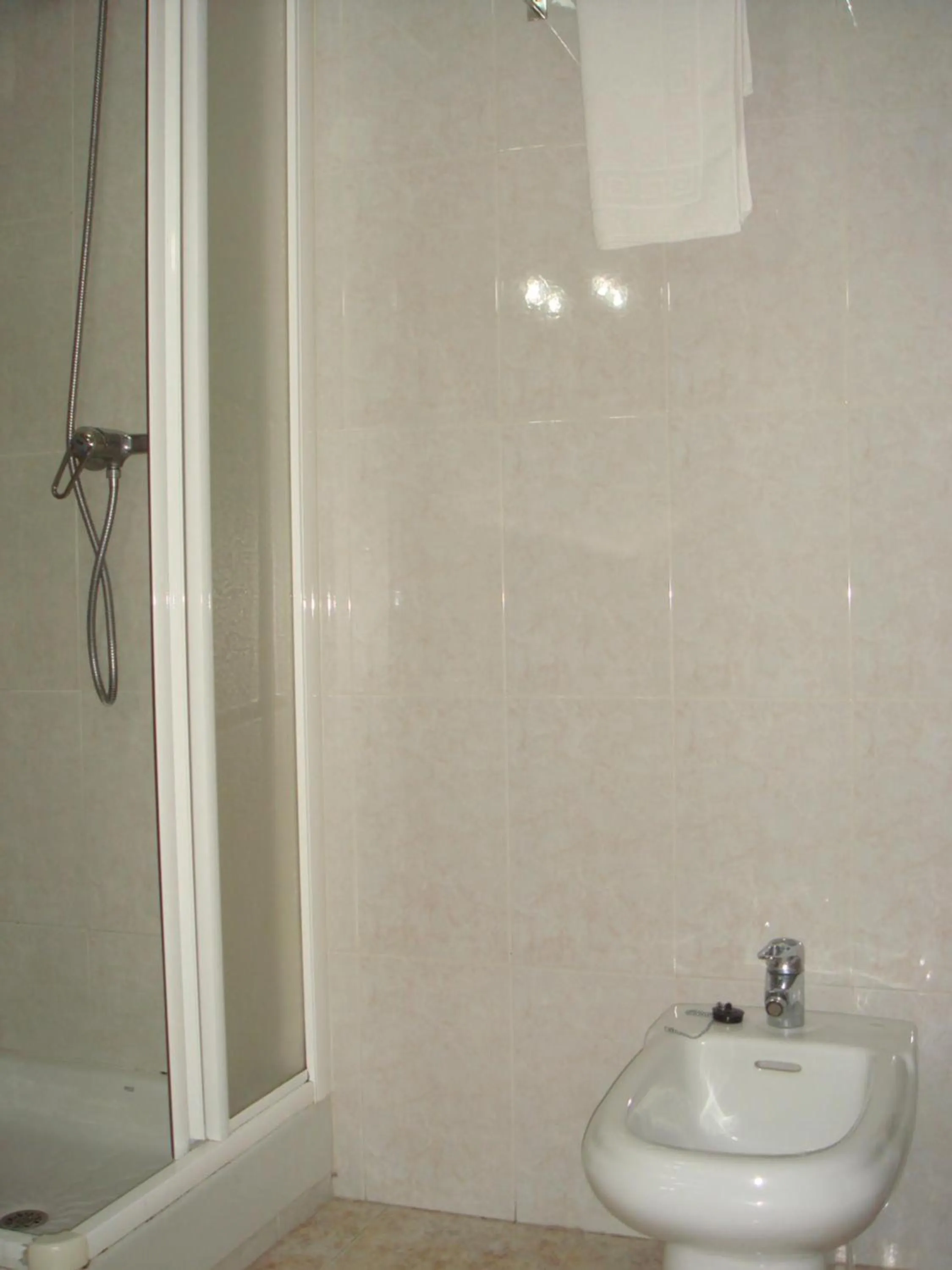 Bathroom in Hotel PAYRO