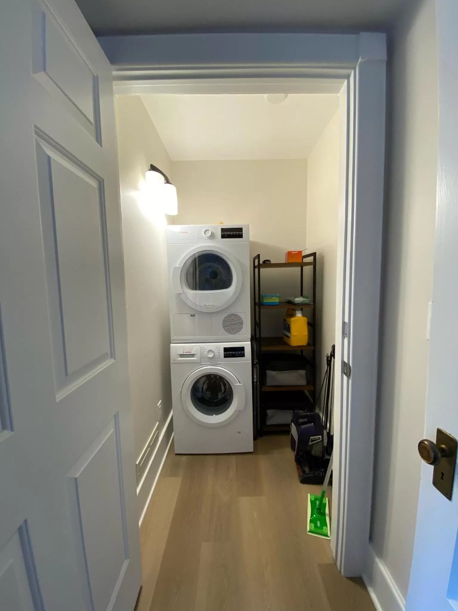 washing machine in Goldsmith's River Front Inn