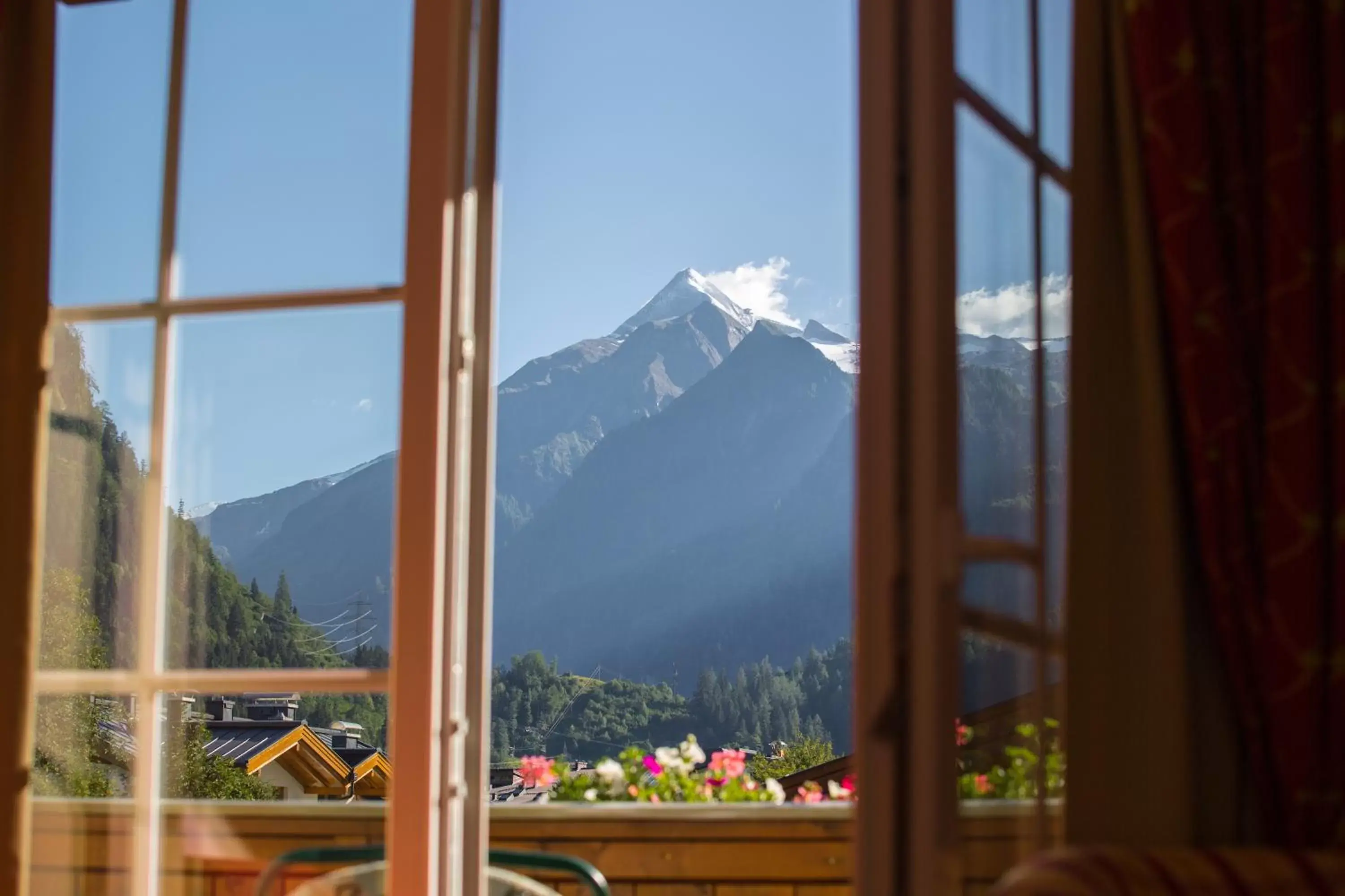 Junior Suite with Balcony in Hotel Kaprunerhof Junior Suite with Balcony in Hotel Kaprunerhof