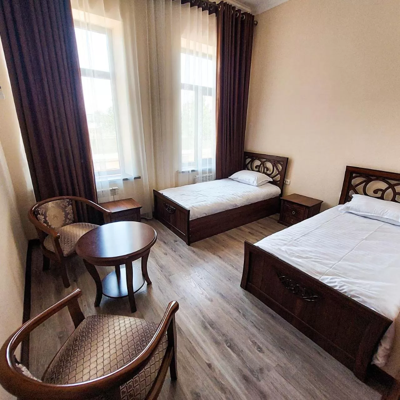 Photo of the whole room, Bed in Samarabonu Hotel