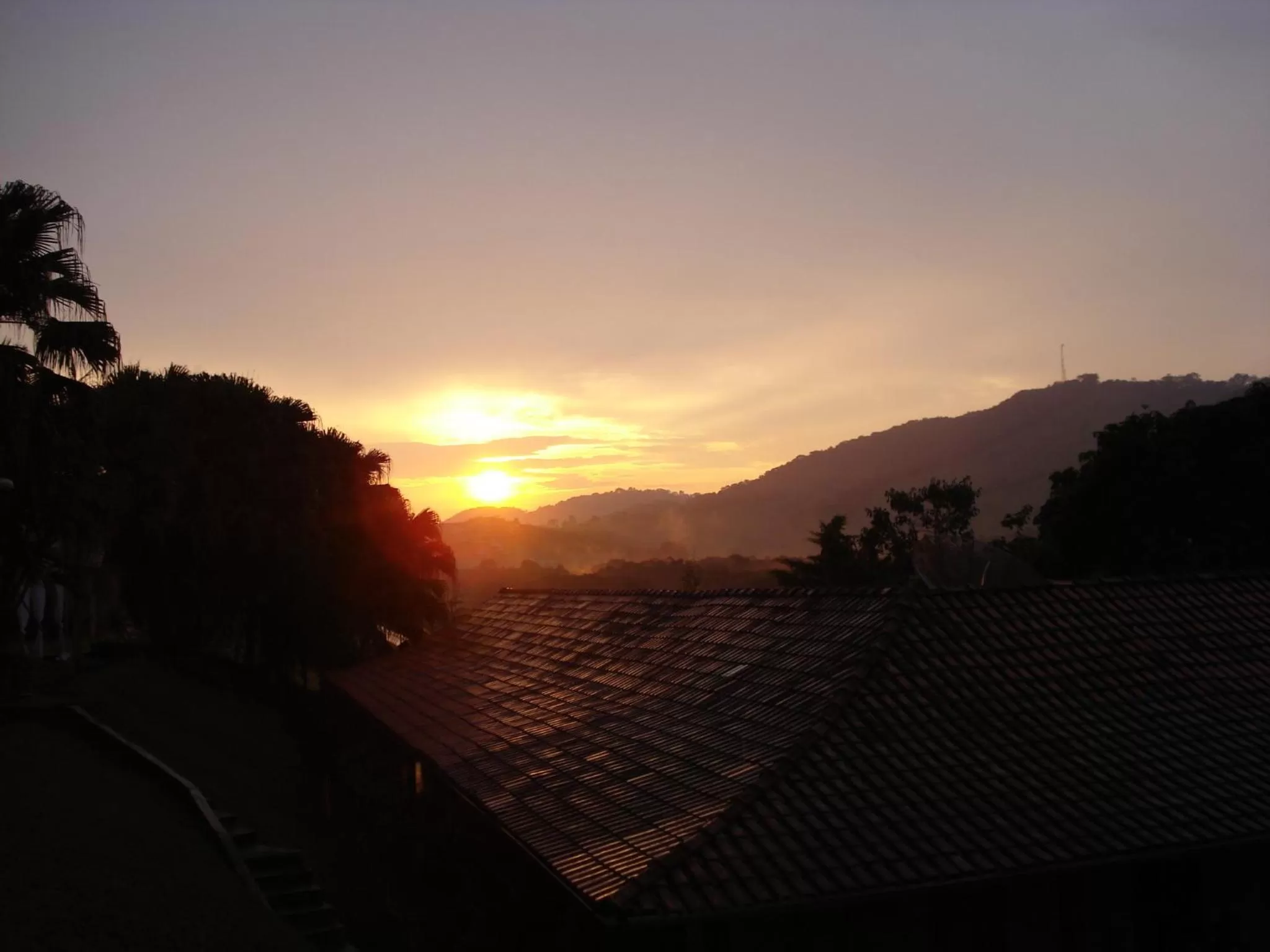 Sunset, Sunrise/Sunset in Pousada Le Sapê