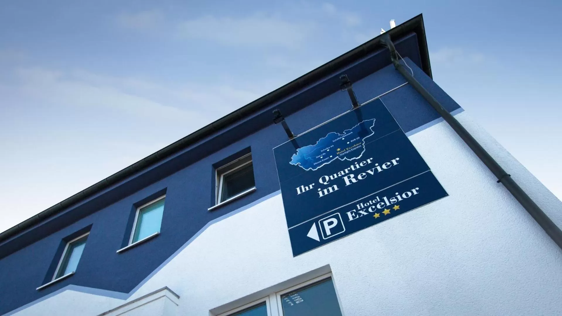 Facade/entrance in Excelsior Bochum