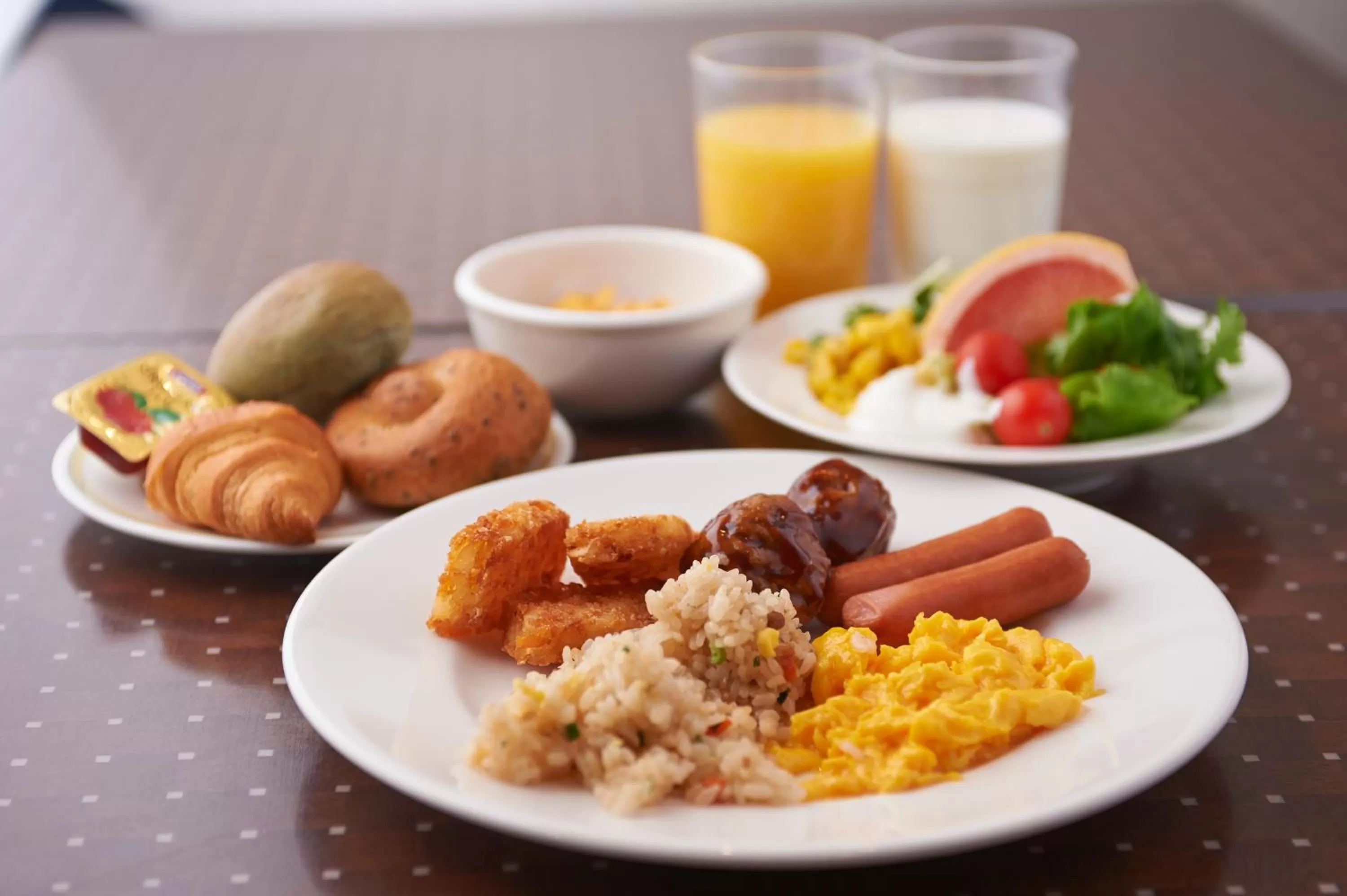 Buffet breakfast in Sotetsu Fresa Inn Higashi Shinjuku