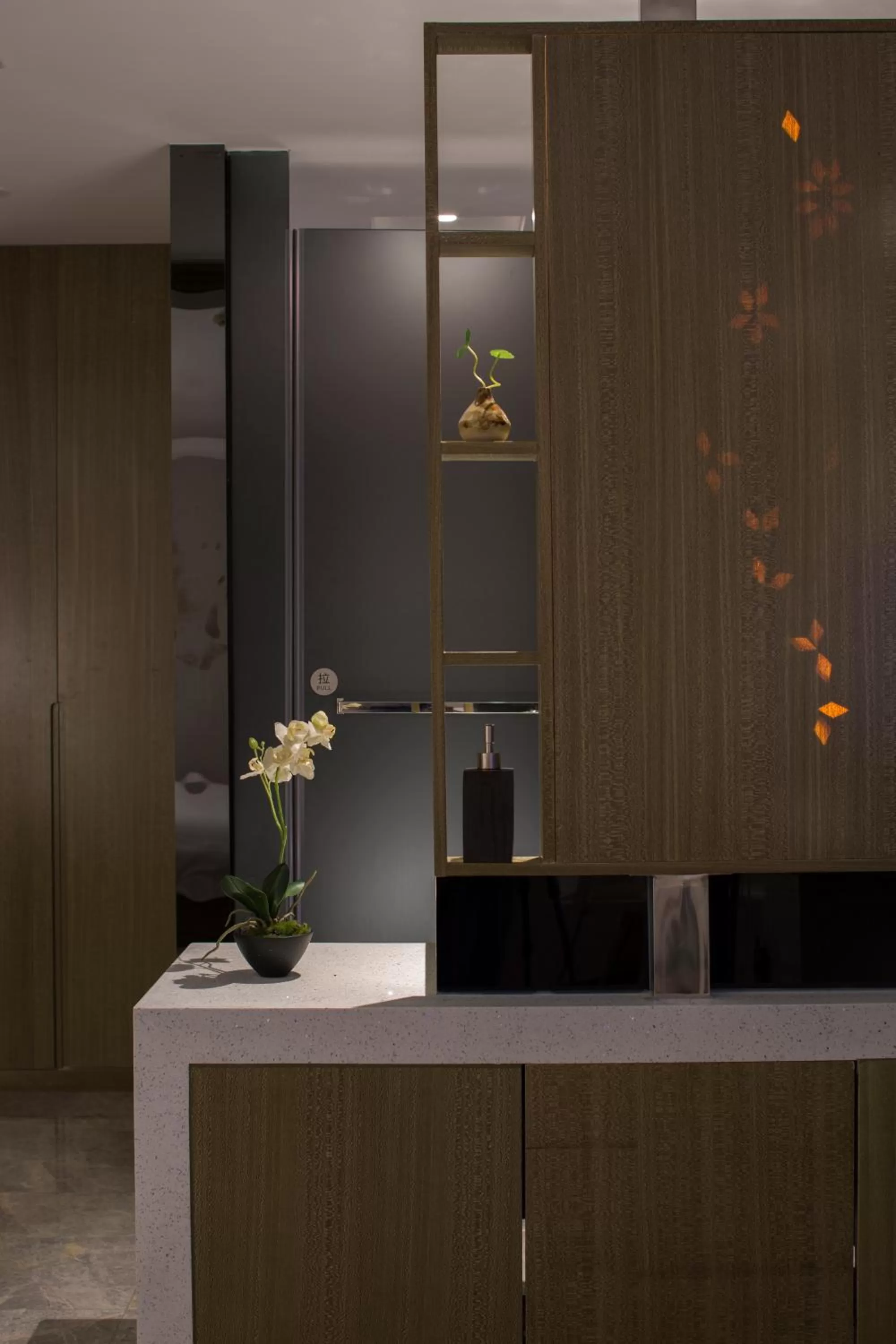 Decorative detail in Paco Hotel Gangding Metro Guangzhou