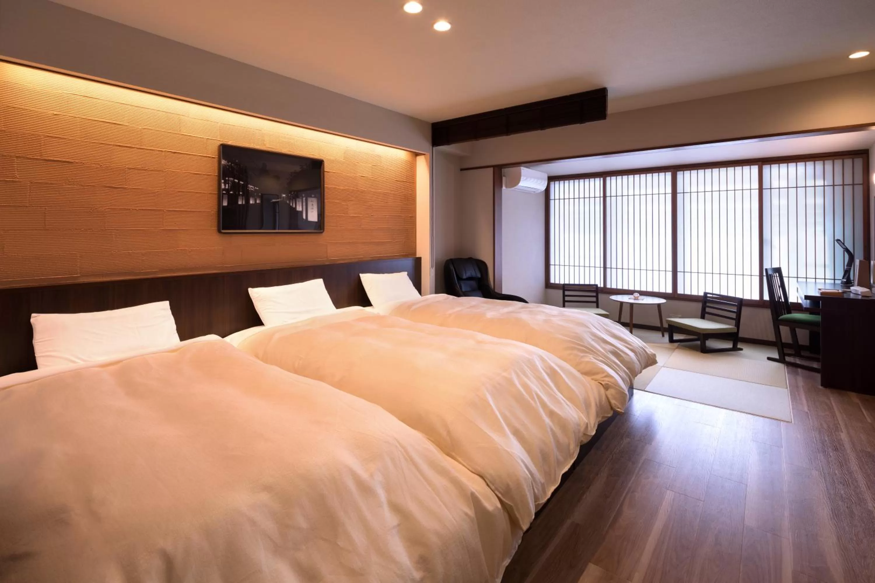 Photo of the whole room, Bed in Hotel Miyajima Villa