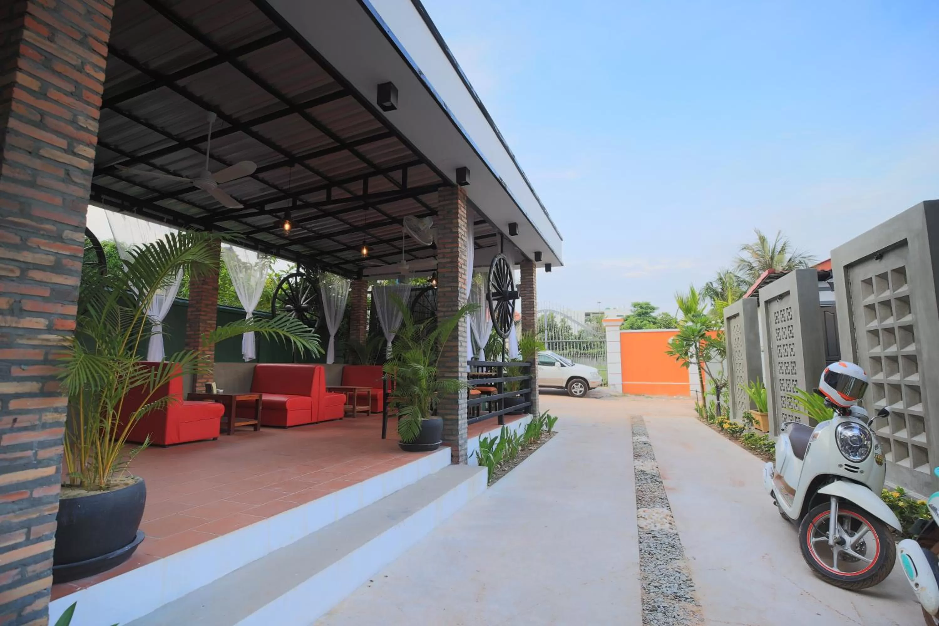 Restaurant/places to eat in Sakun Angkor Boutique