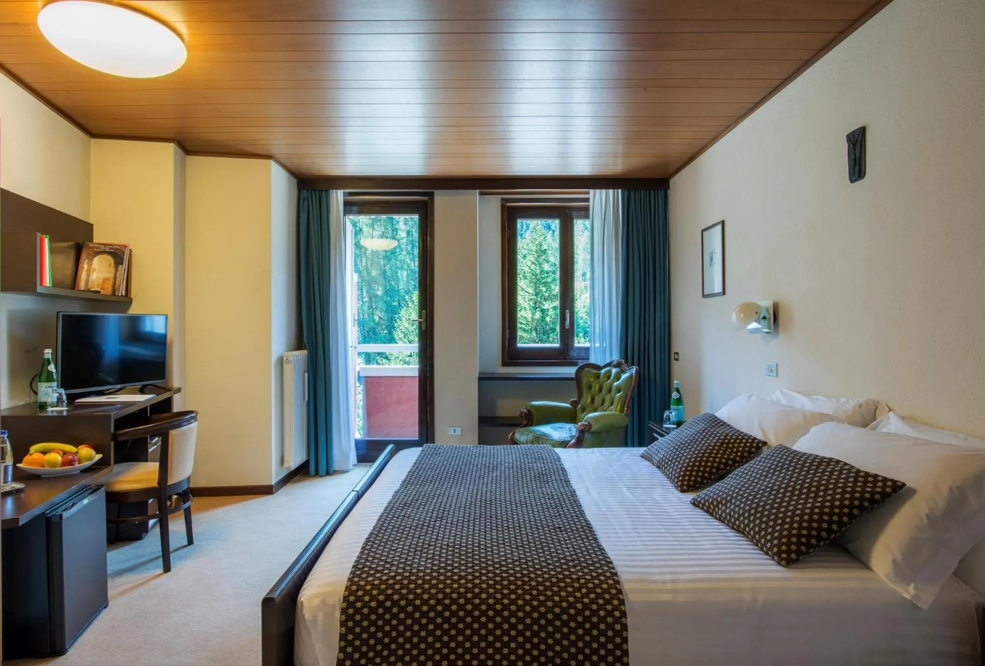 Bed in Hotel Mirella