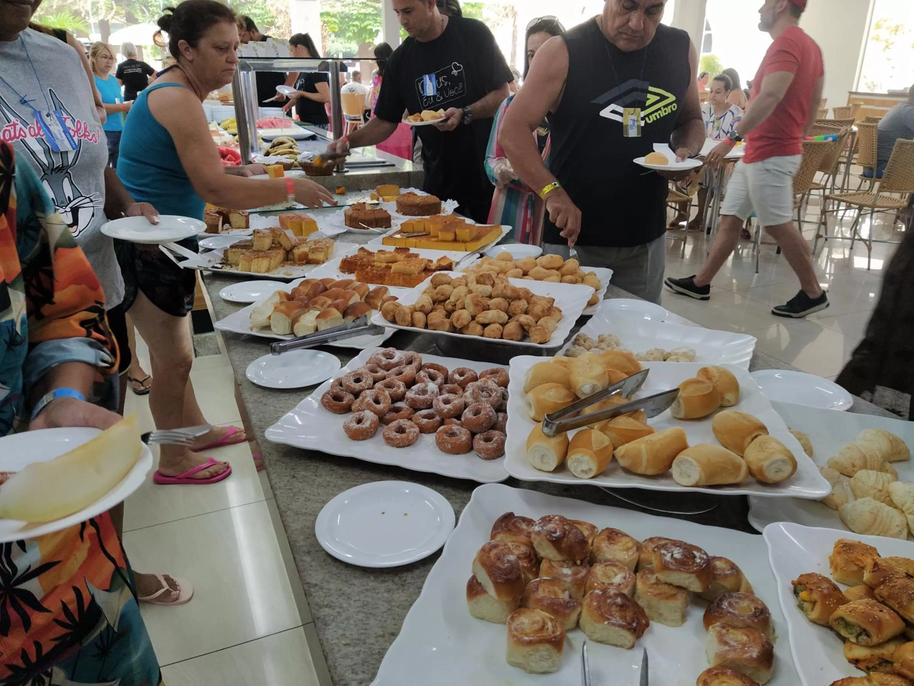 Restaurant/places to eat in Spazzio Diroma Acqua e Splash Caldas novas, GRATIS PARK