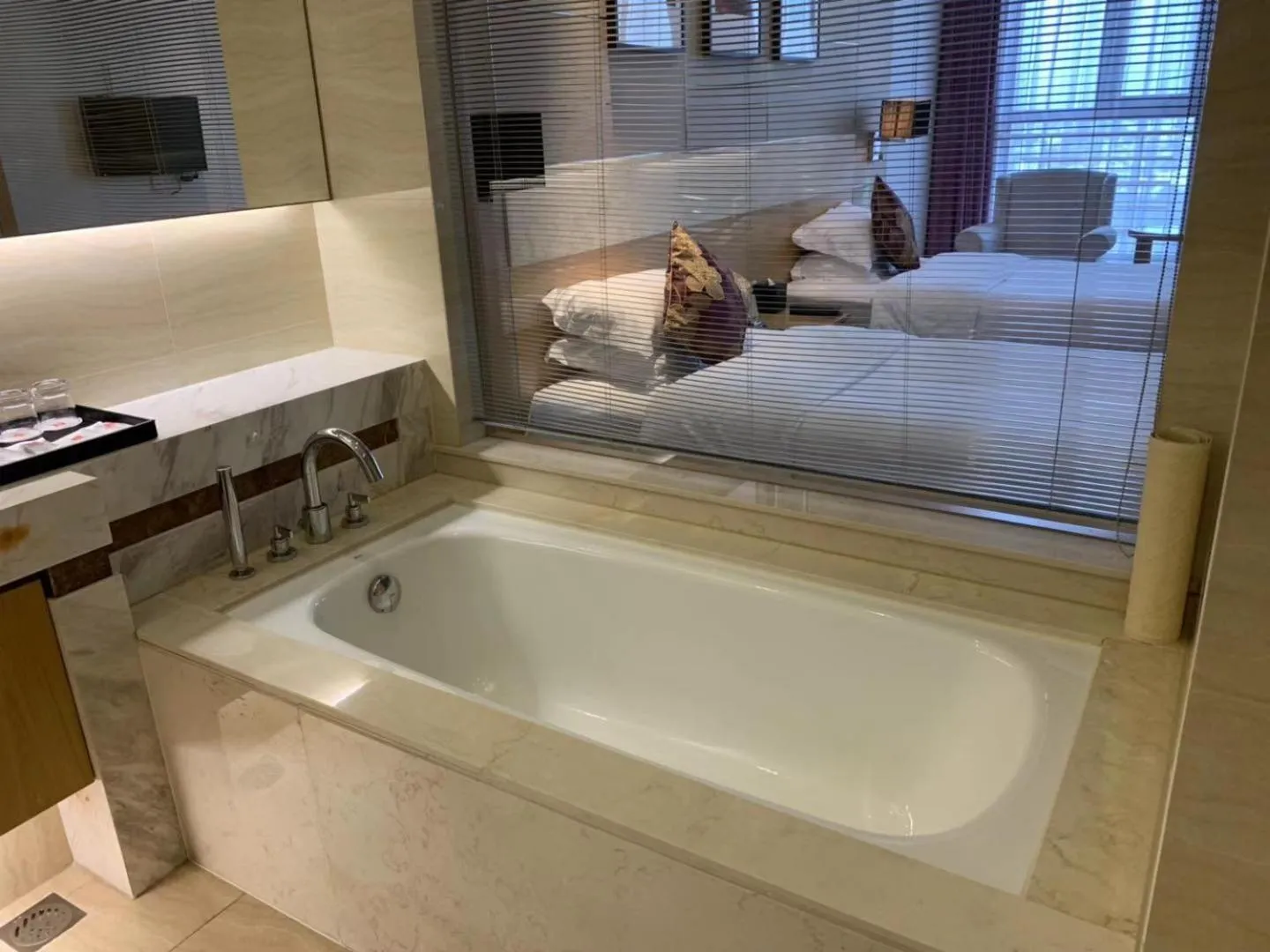 Bath in Suzhou Sun Plaza Hotel