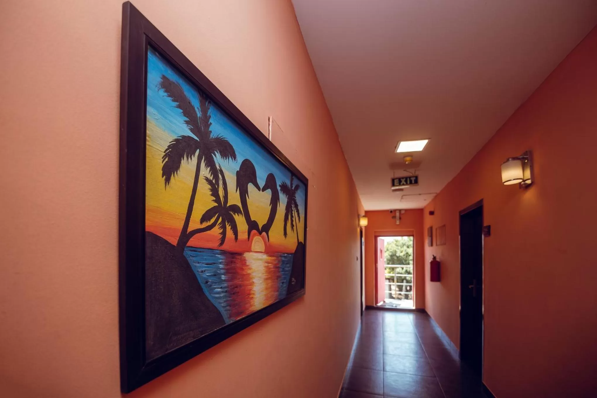 Floor plan, TV/Entertainment Center in Noble House Hotel