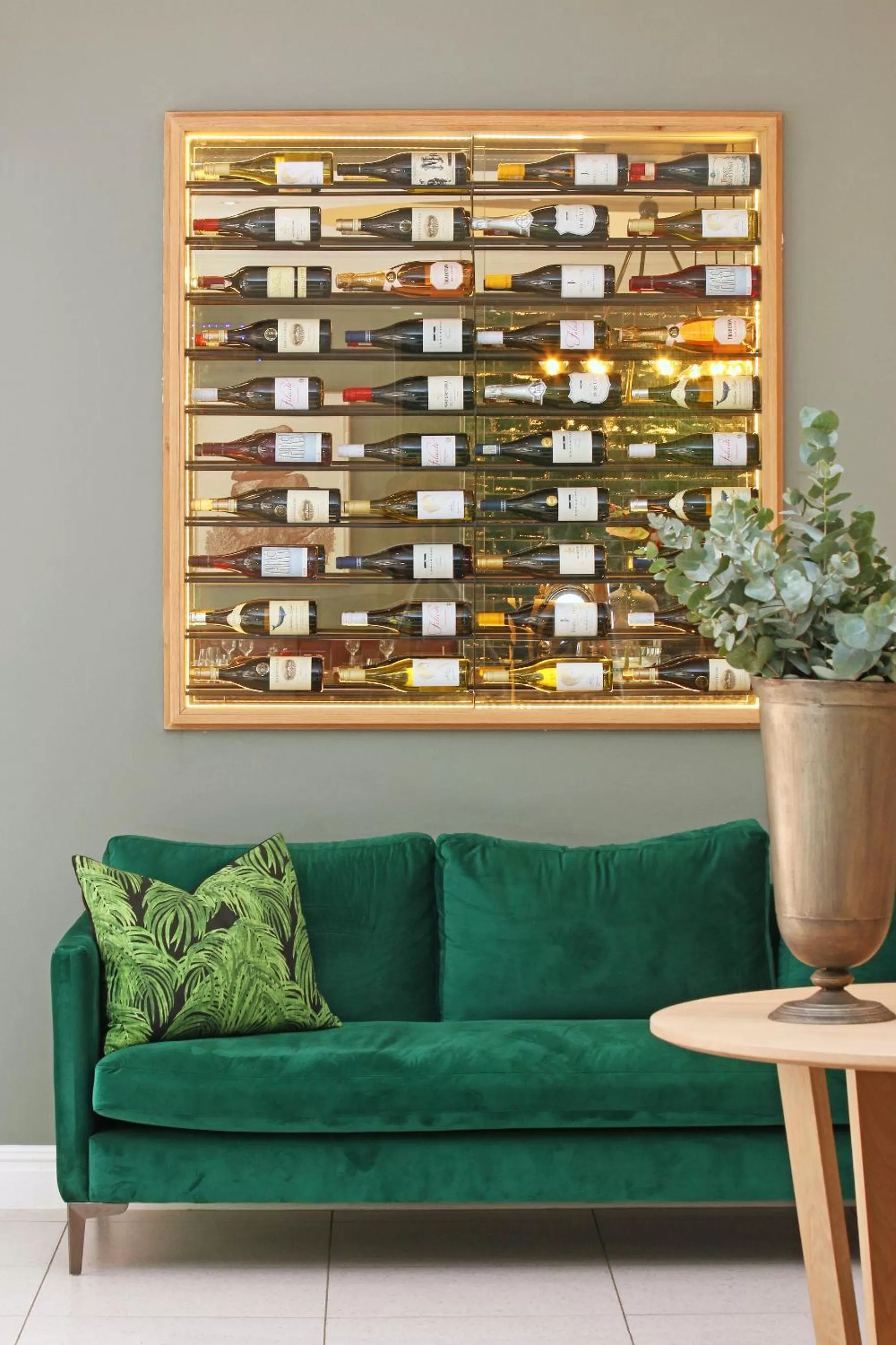 Decorative detail in Hollow on the Square City Hotel