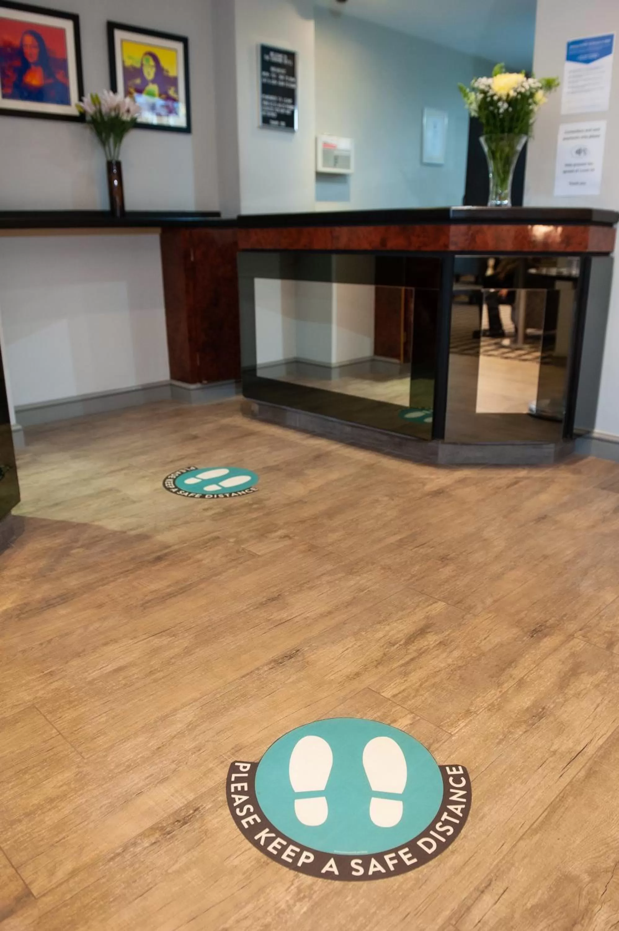 Lobby or reception in Osborne Hotel