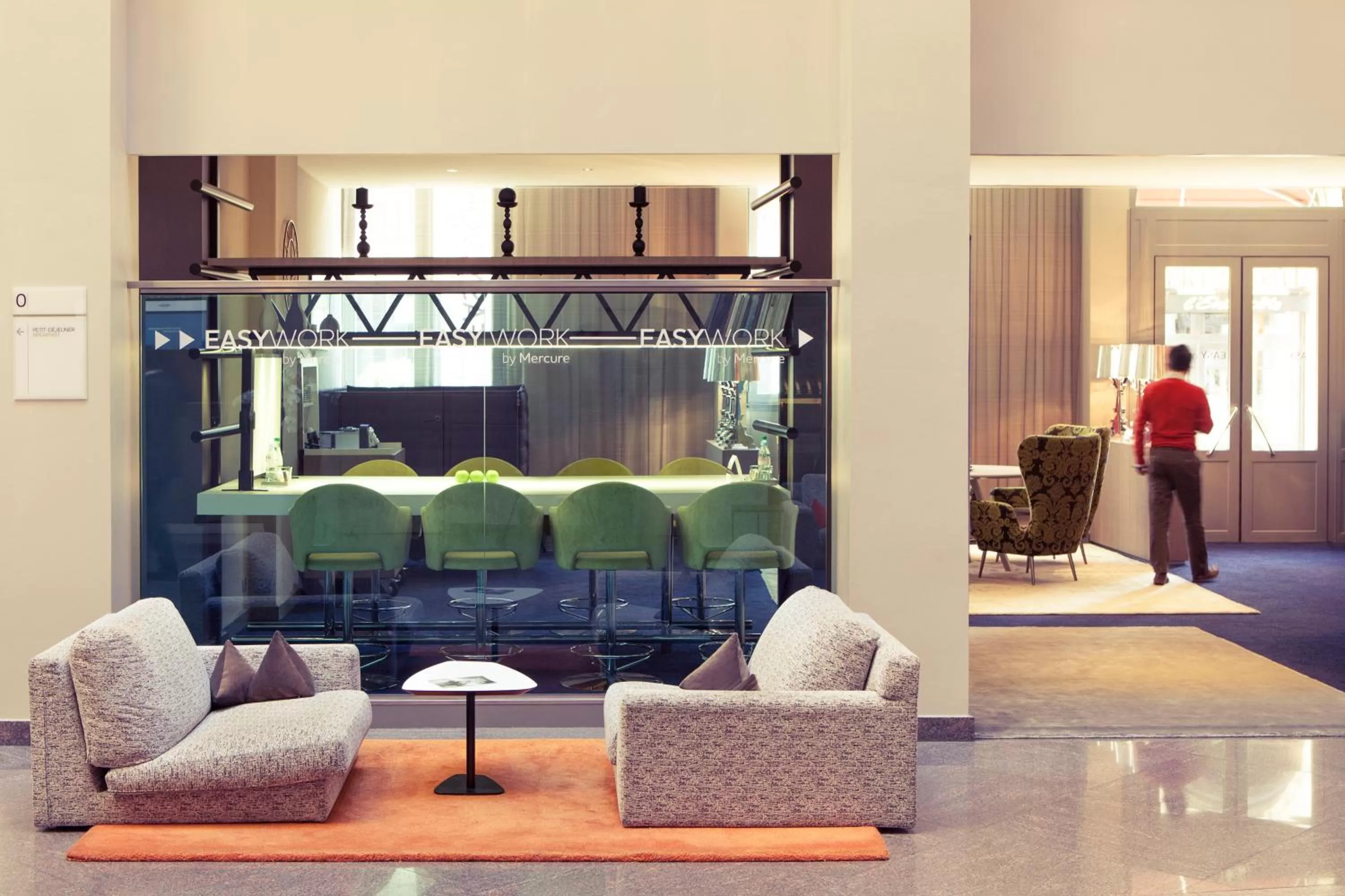 Lounge or bar in Mercure Nantes Centre Grand Hotel