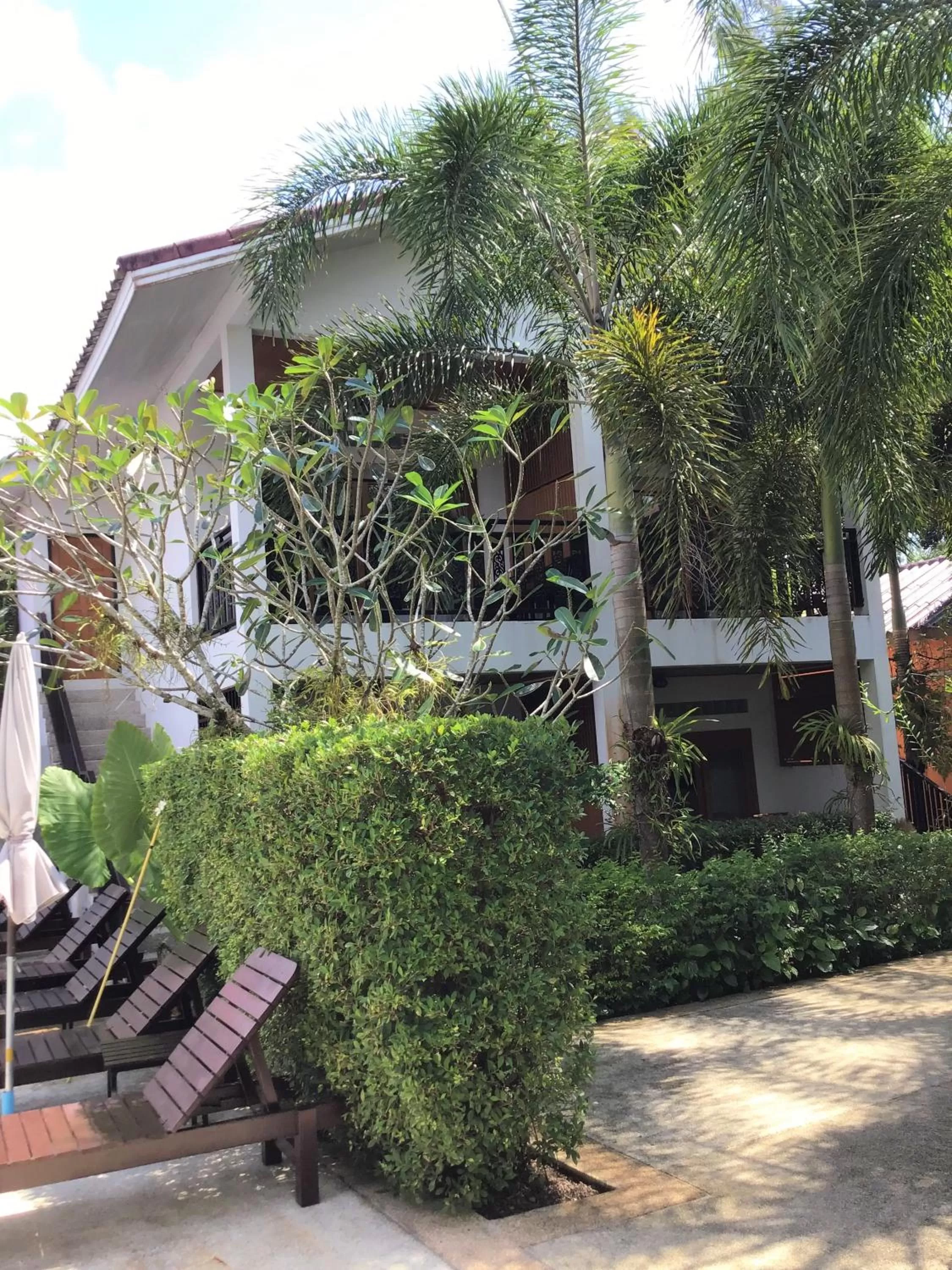 Property Building in Pratum Resort