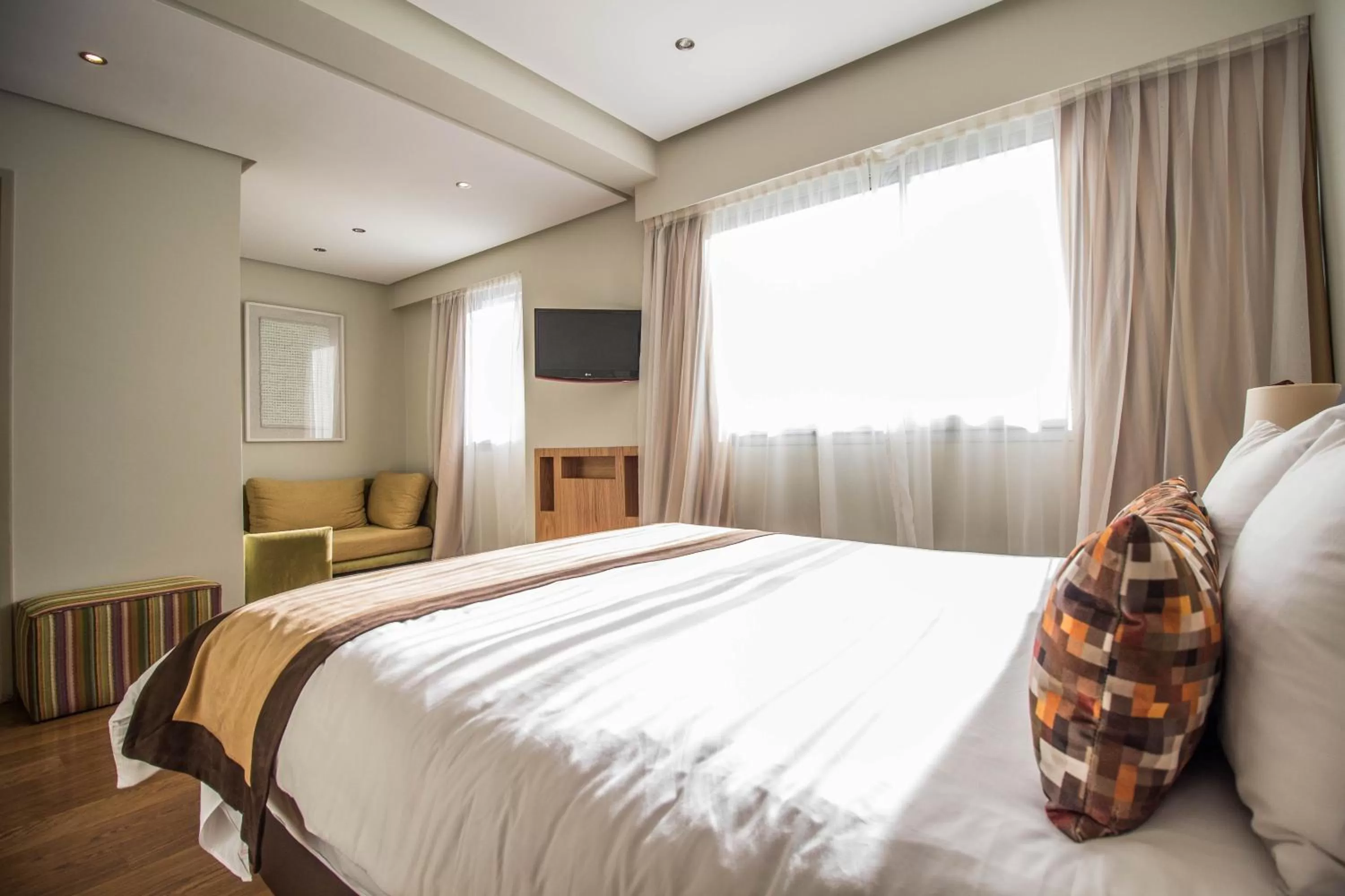 Bed in Le Pietri Urban Hotel