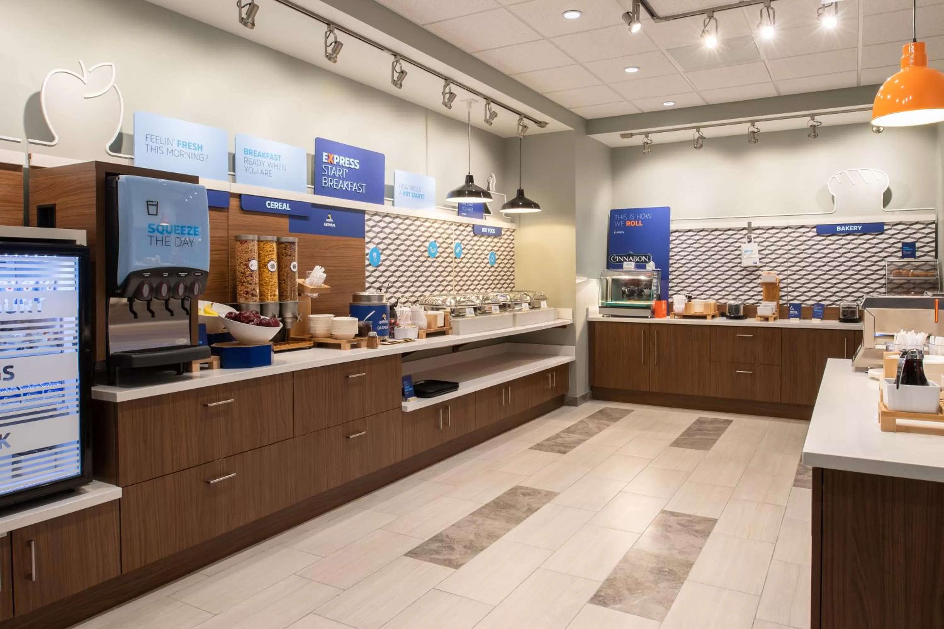 Breakfast in Holiday Inn Express & Suites - Camas by IHG