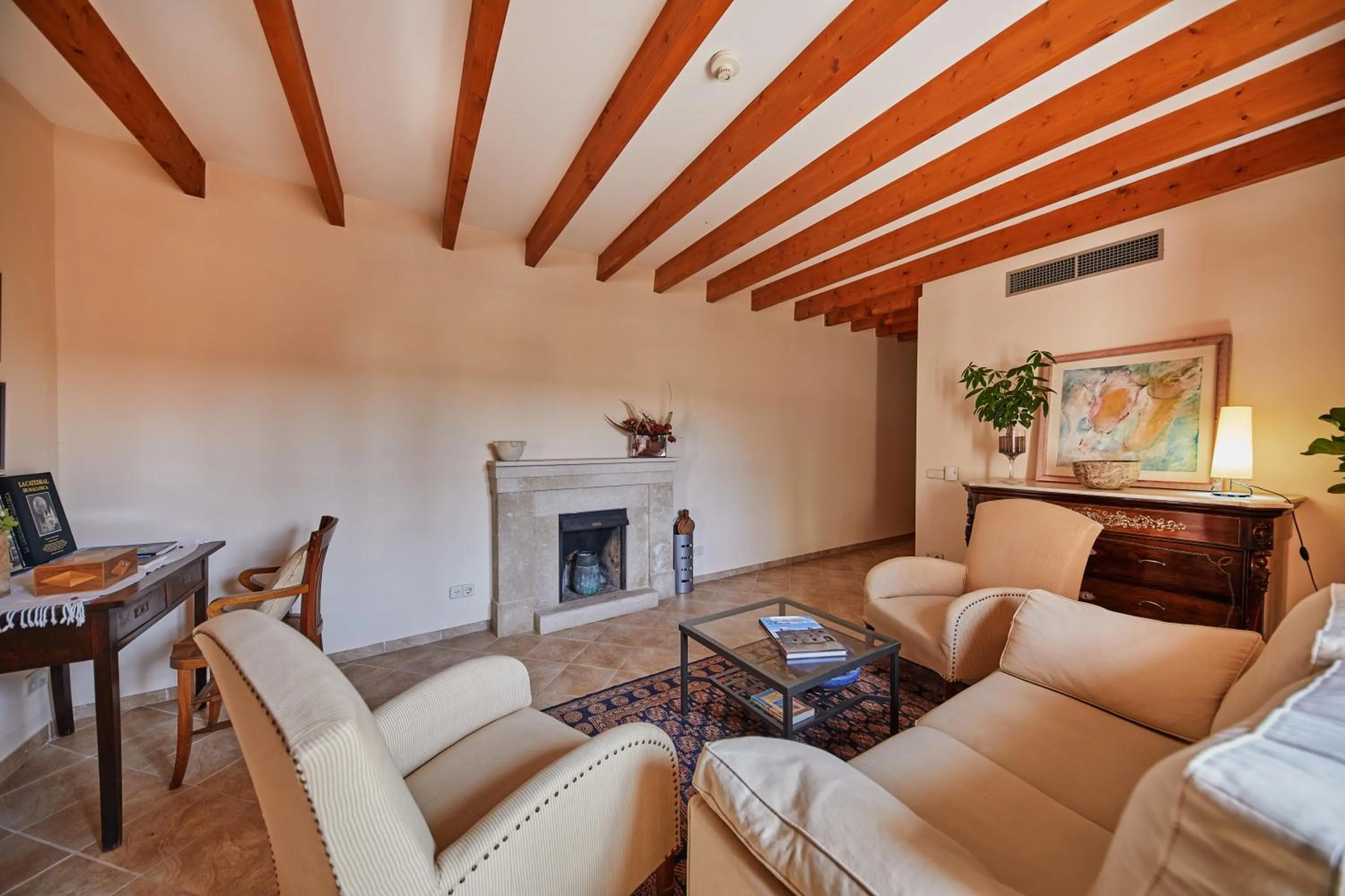 Communal lounge/ TV room in Agroturismo Alquería Blanca