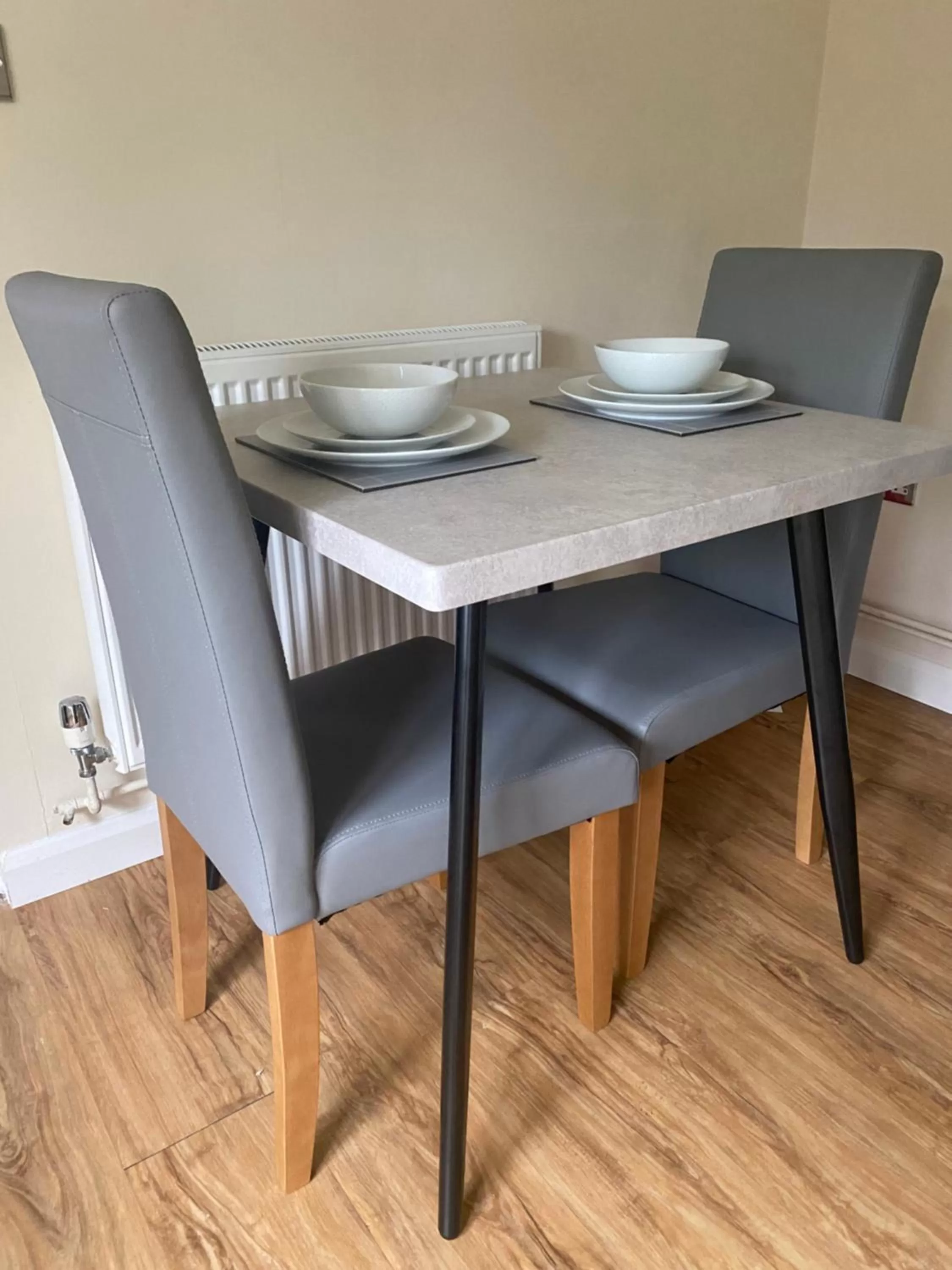 Dining area in Lamorna