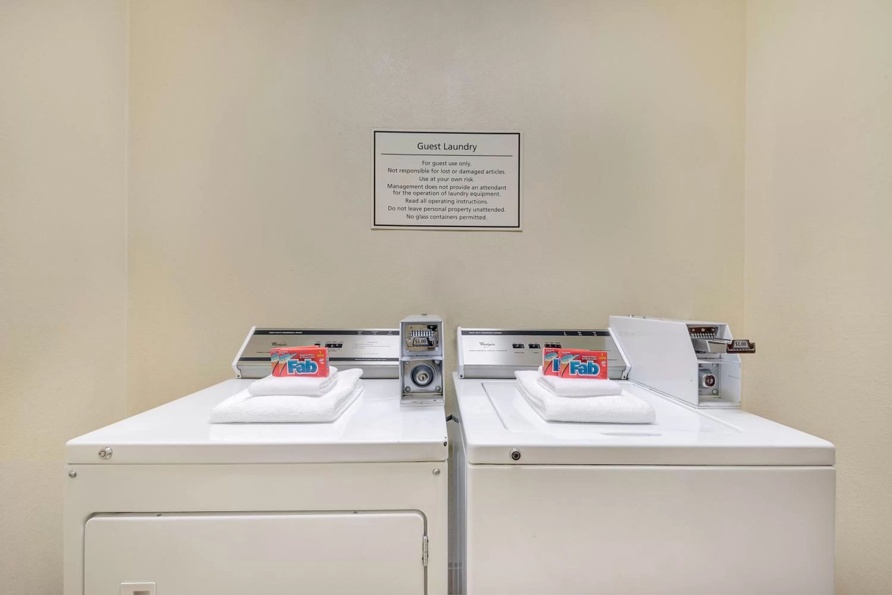 Area and facilities in Super 8 by Wyndham Hidalgo at La Plaza Mall & Mcallen Airport