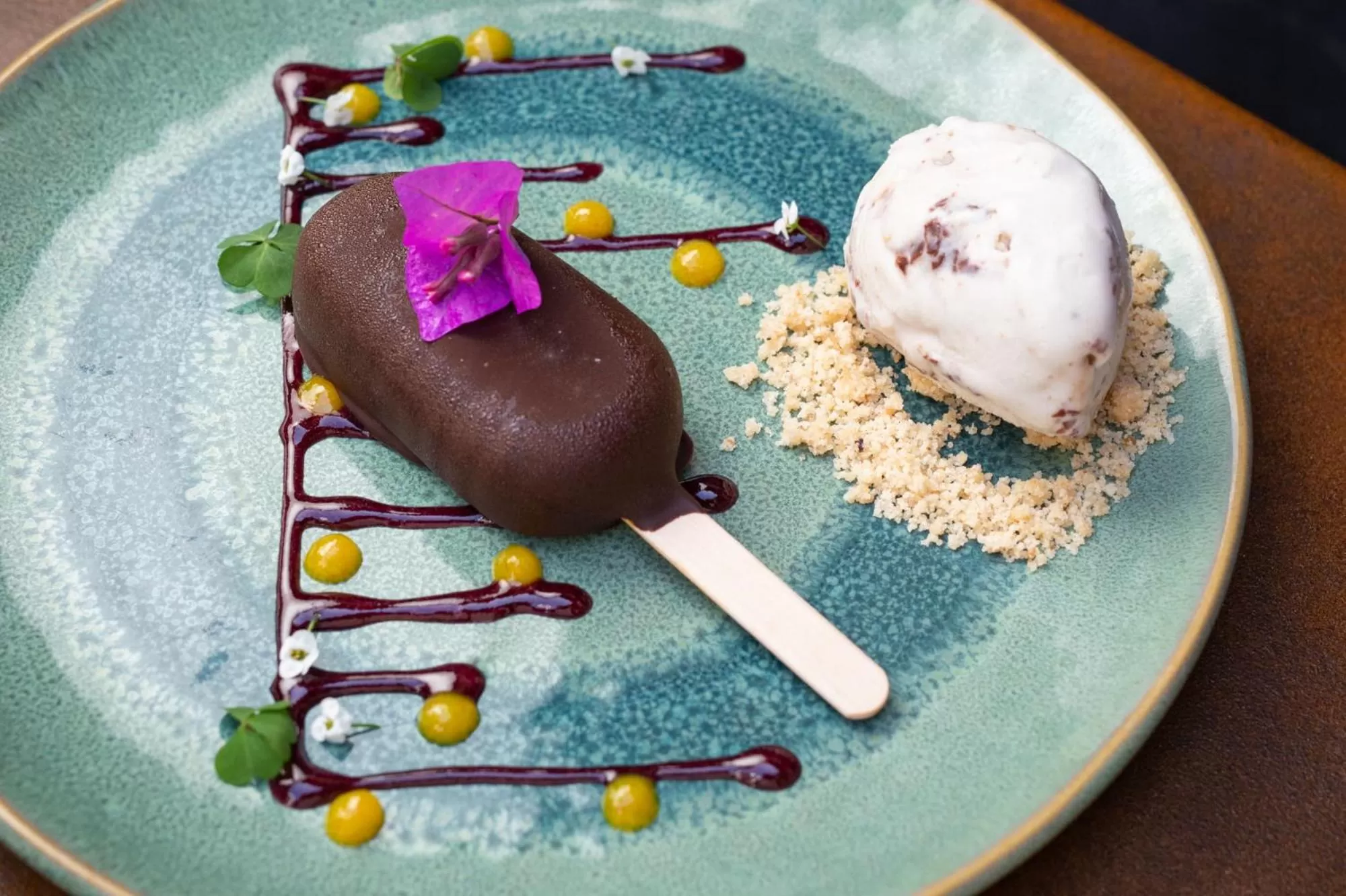 Restaurant/places to eat in Verso Hotel