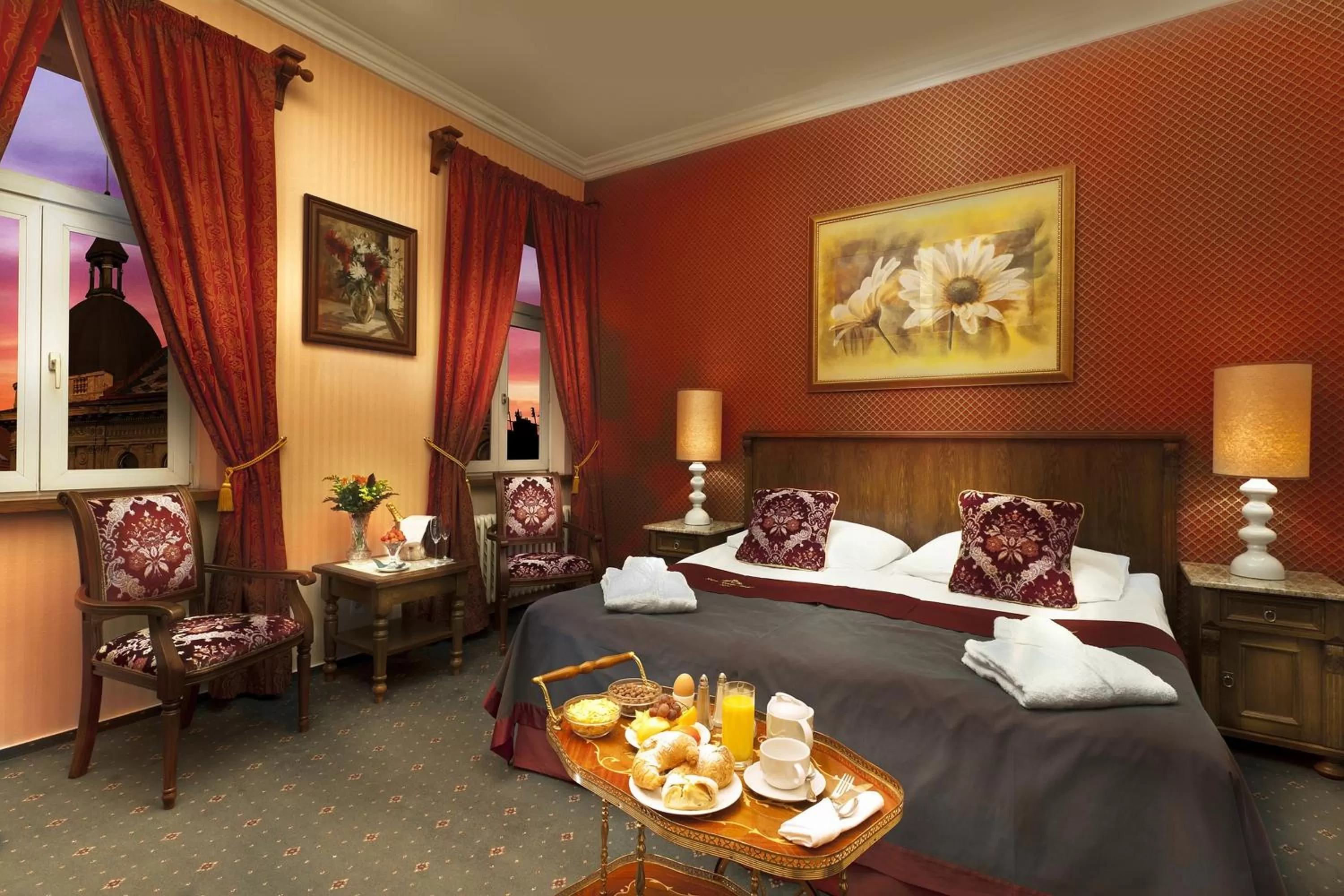 Food and drinks, Bed in Green Garden Hotel