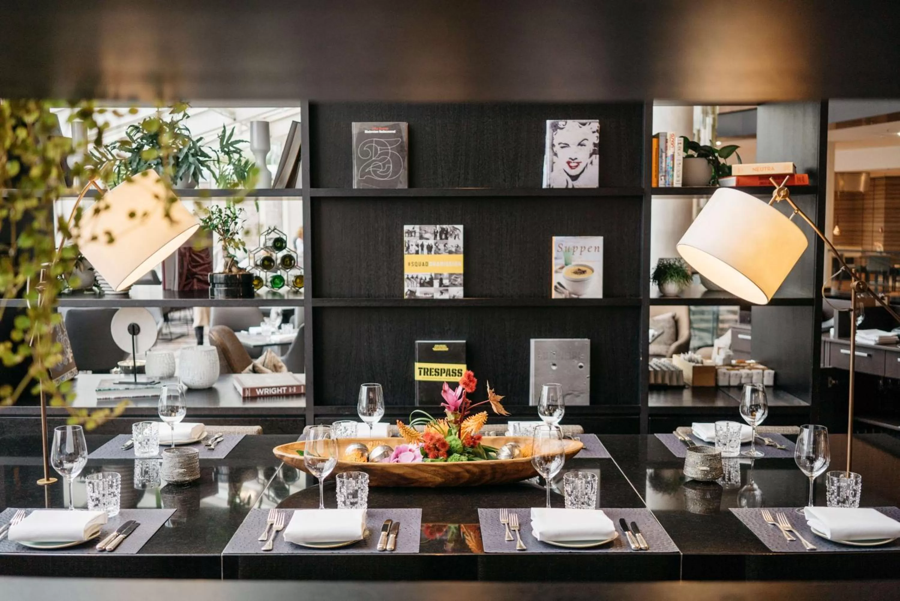 Restaurant/places to eat in Hyatt Regency Köln