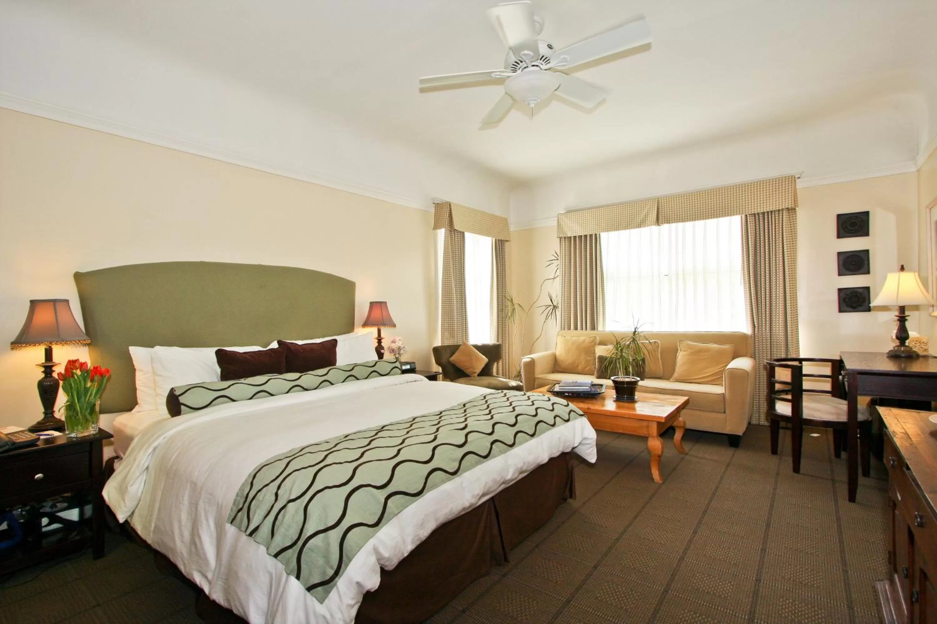 Photo of the whole room, Bed in Parker Guest House