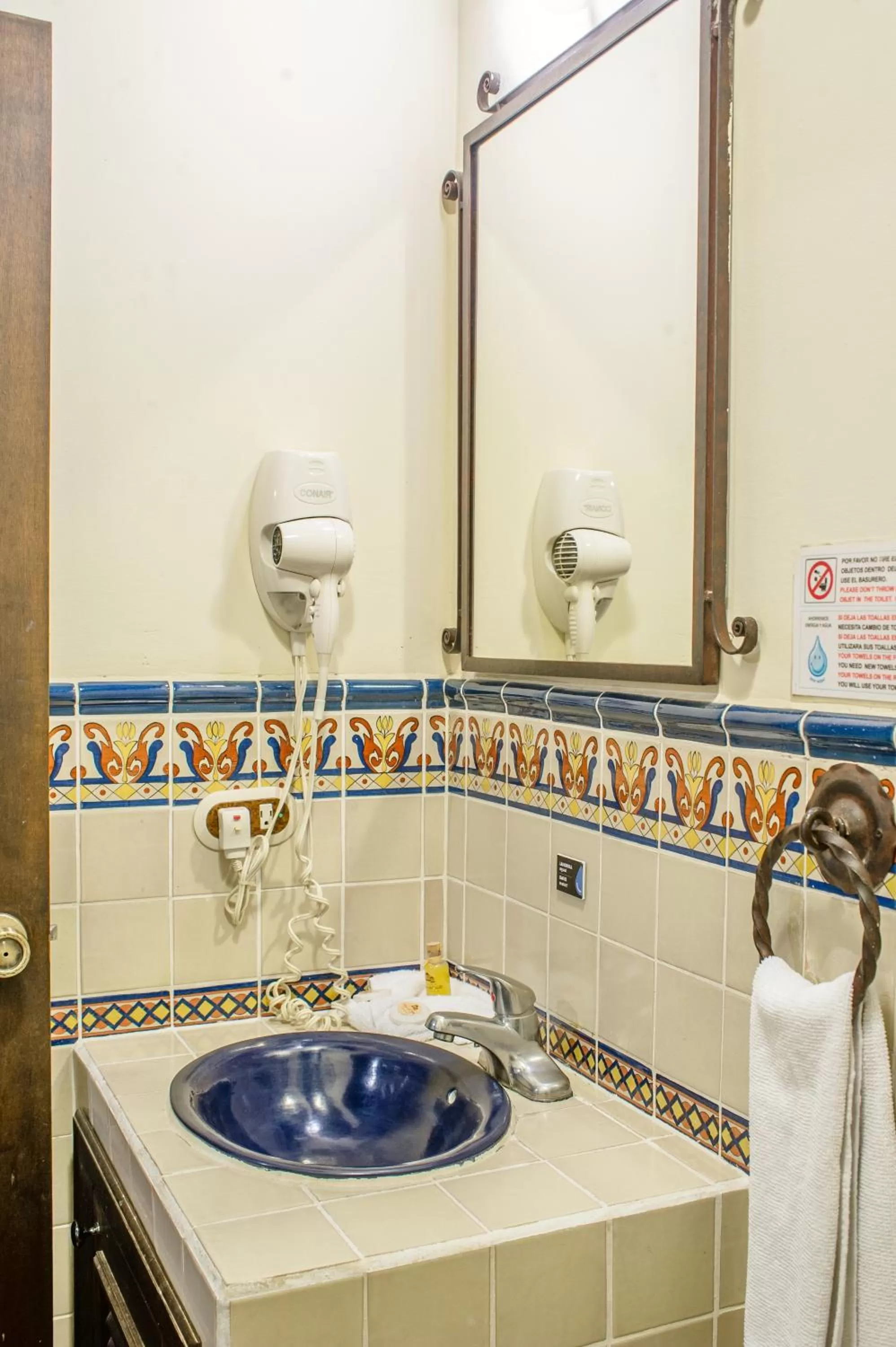 Bathroom in Hotel Meson del Valle by AHS