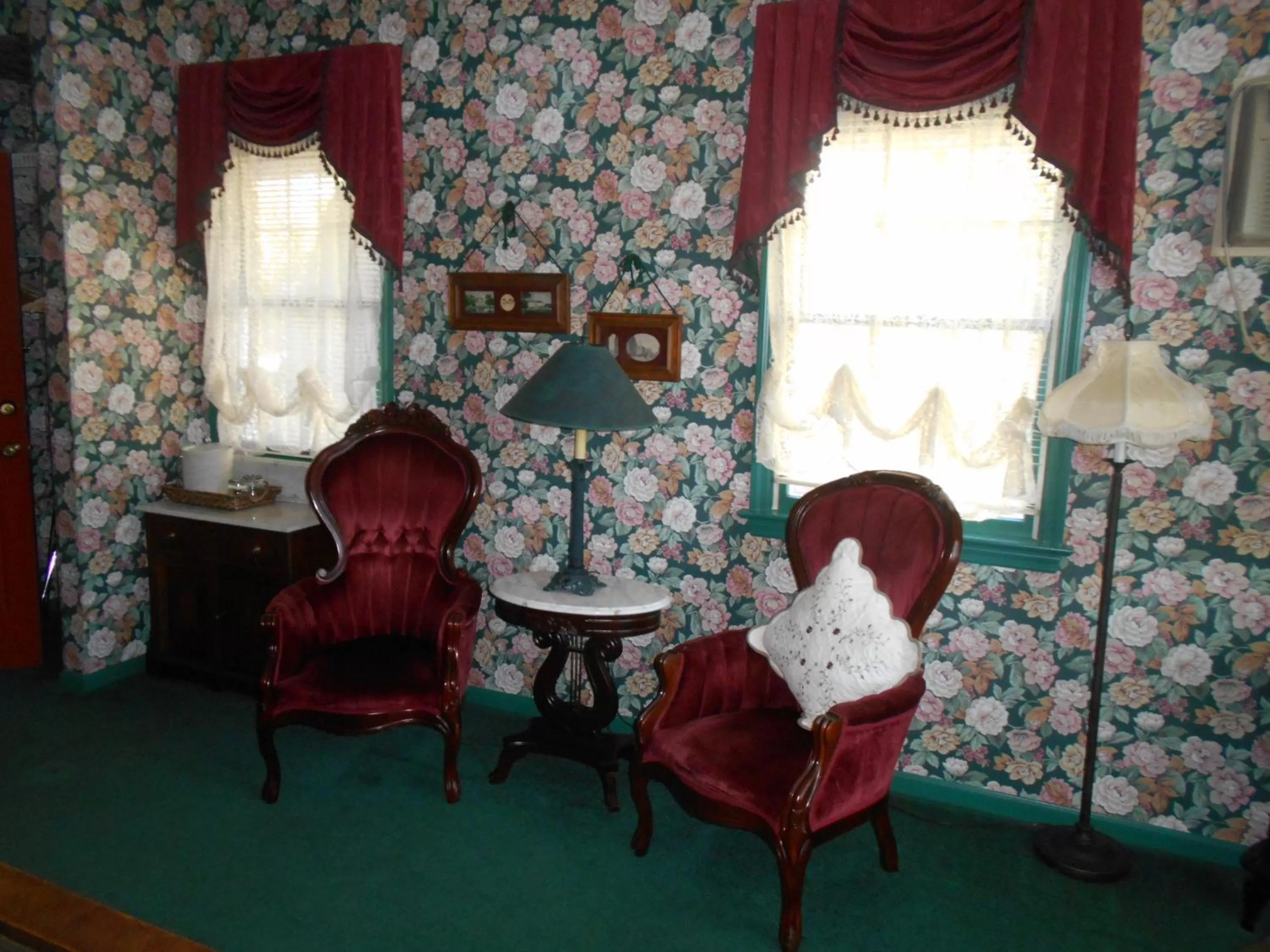 West Ridge Bed & Breakfast