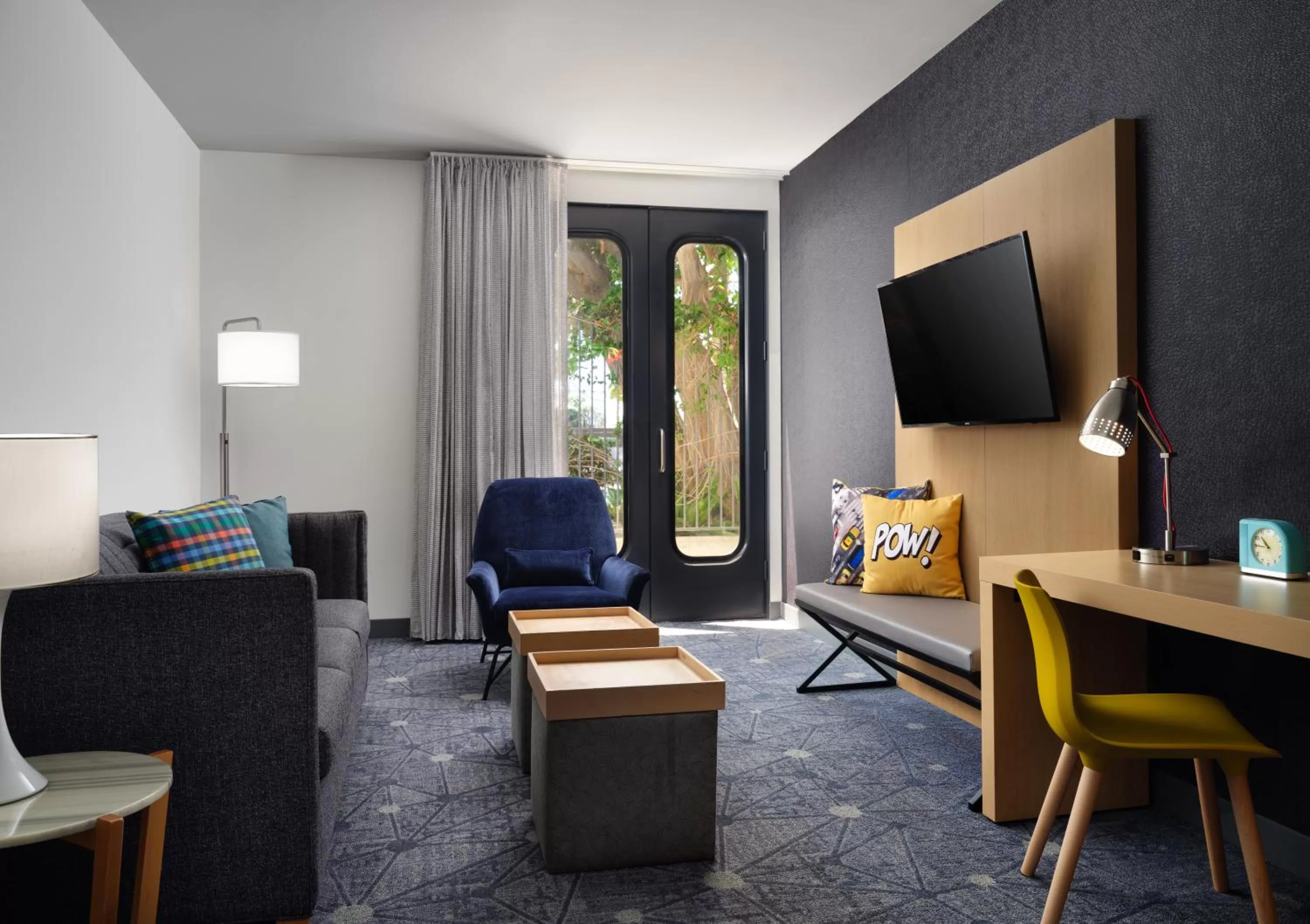 Living room in Aloft El Segundo - Los Angeles Airport