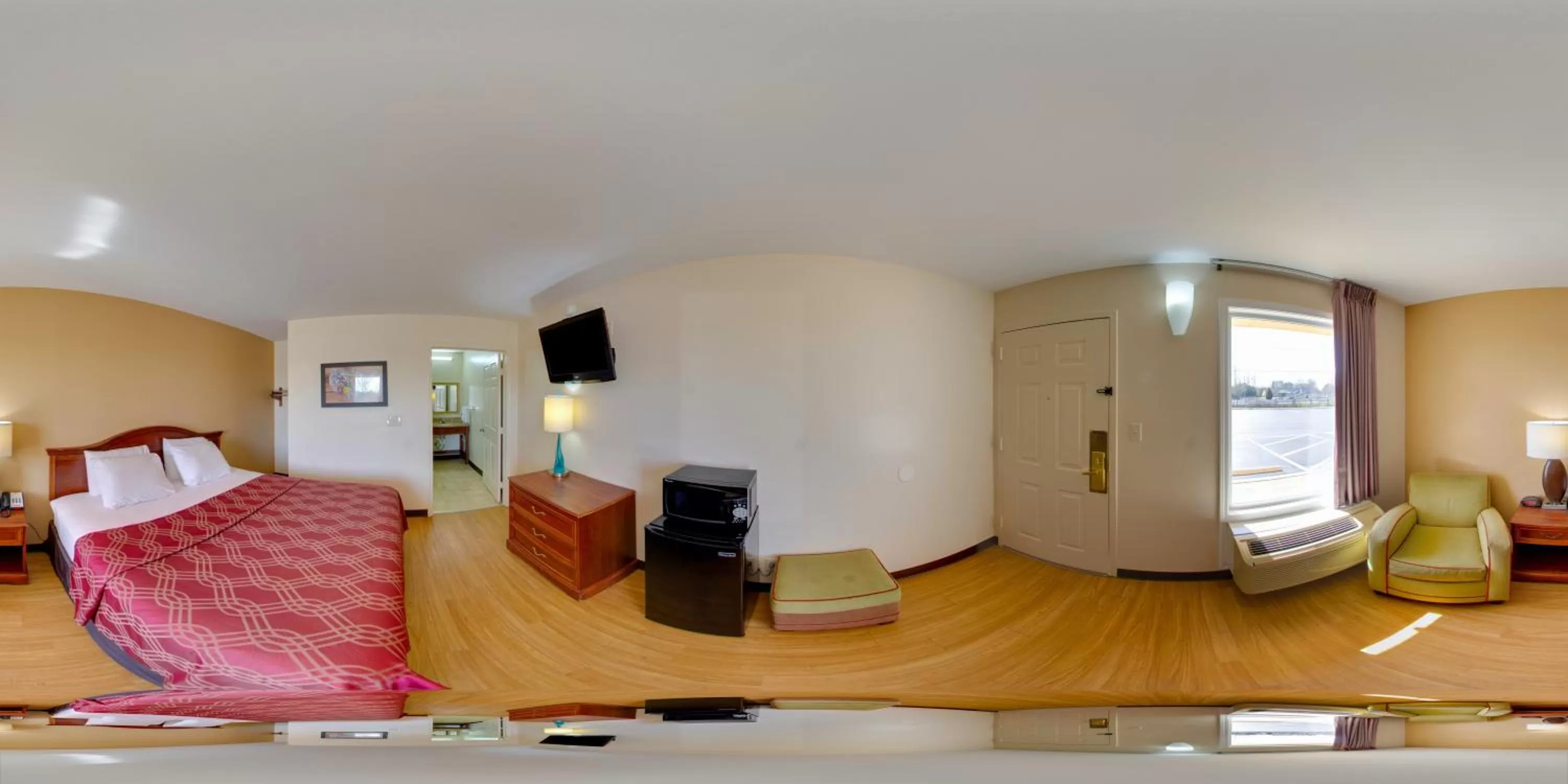 Photo of the whole room, Bed in Econo Lodge Gaffney