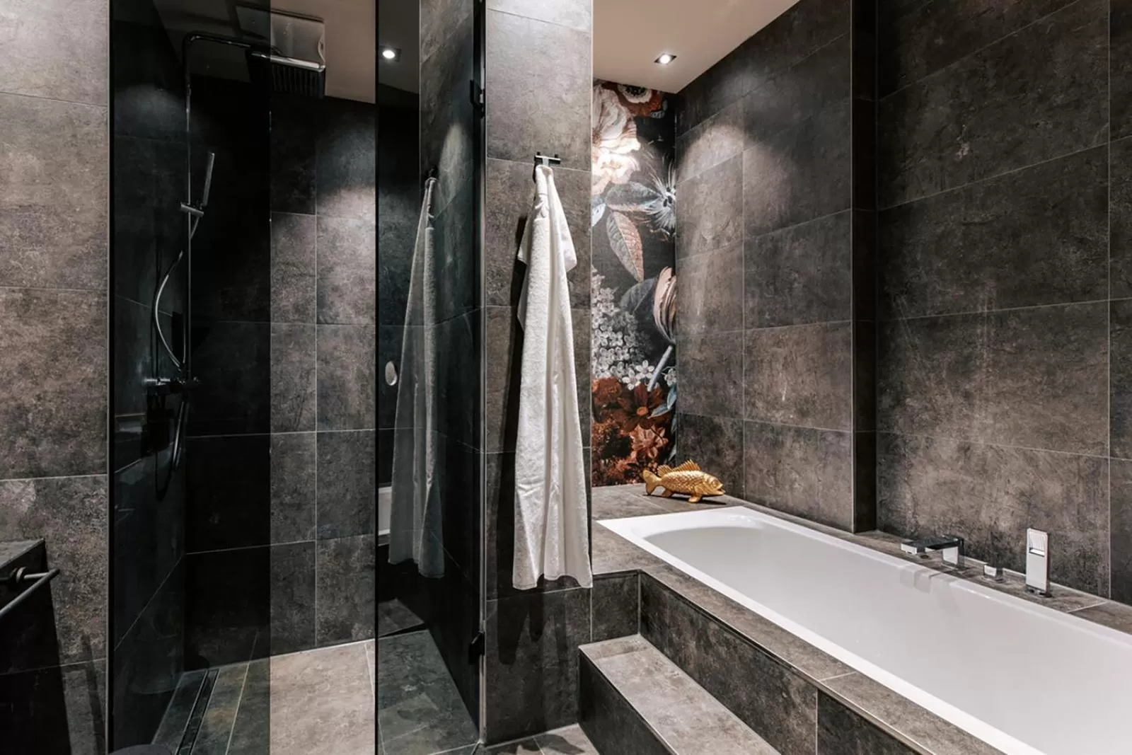 Shower in Aiola Living Graz