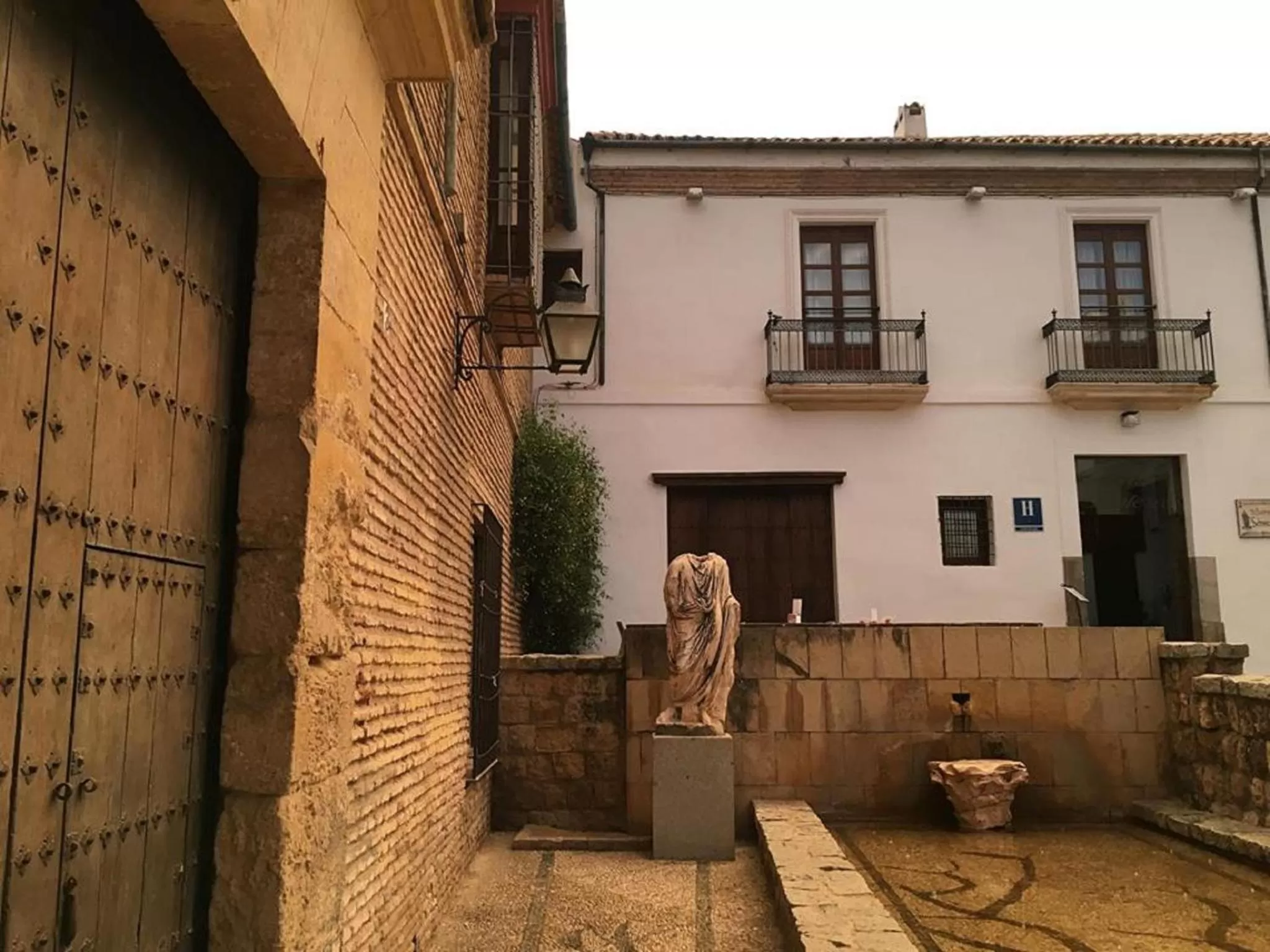 Property building in Hotel Plateros