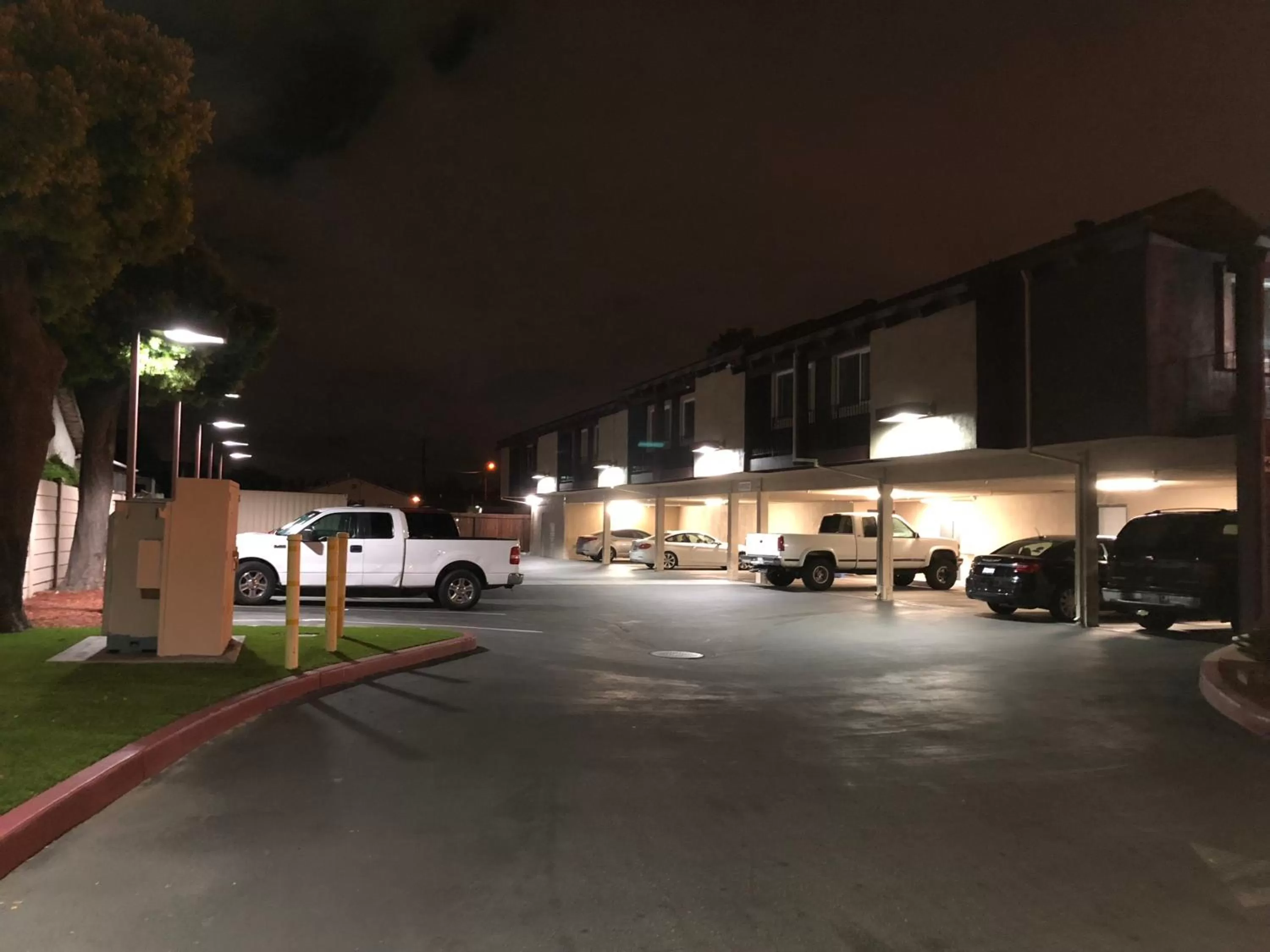 Property building in Casa Royal Inn