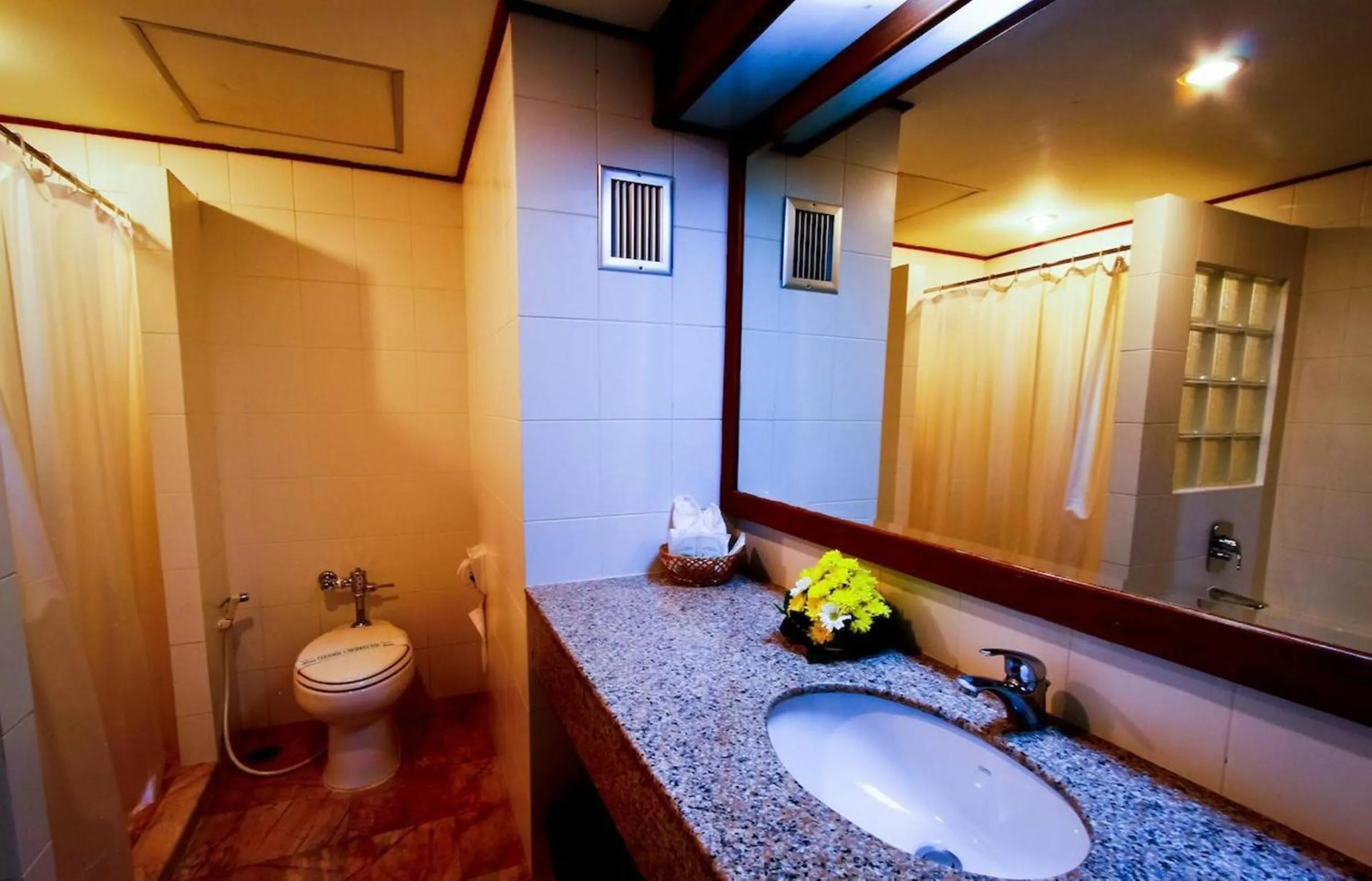 Bathroom in Grand Park Hotel