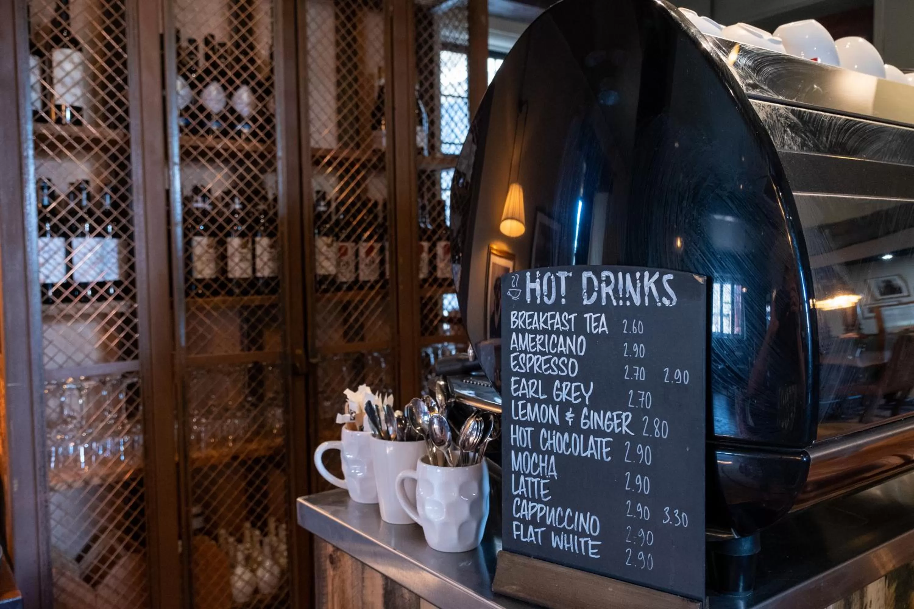 Dining area in Kings Arms