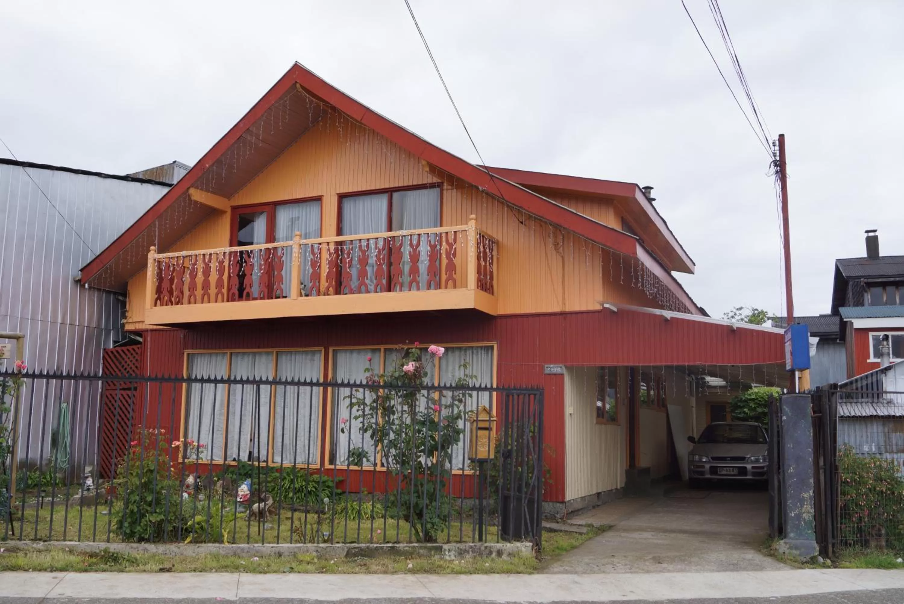 Facade/entrance, Property Building in Casa Chilhué - Hostal Residencial