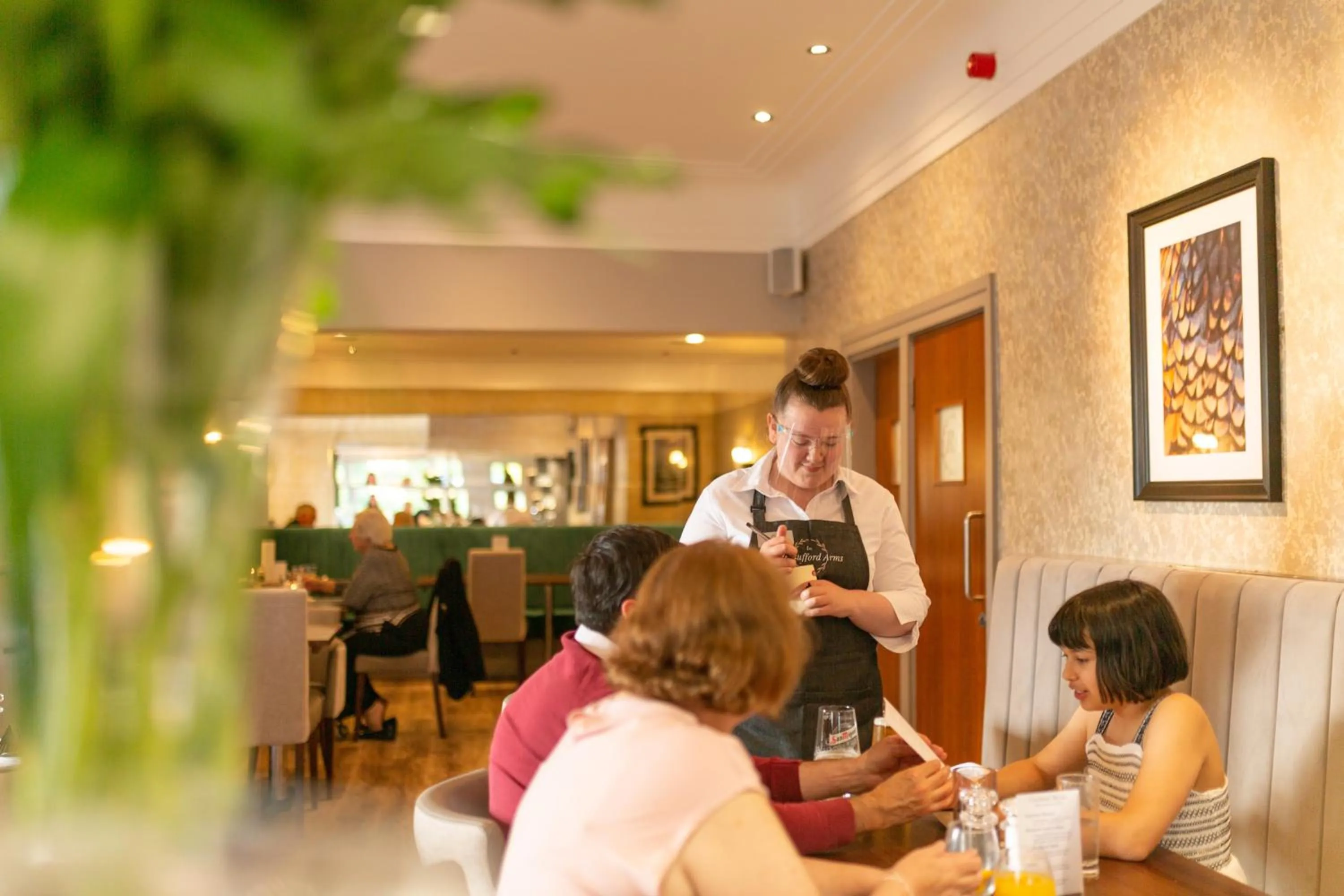 Restaurant/places to eat in Rufford Arms Hotel