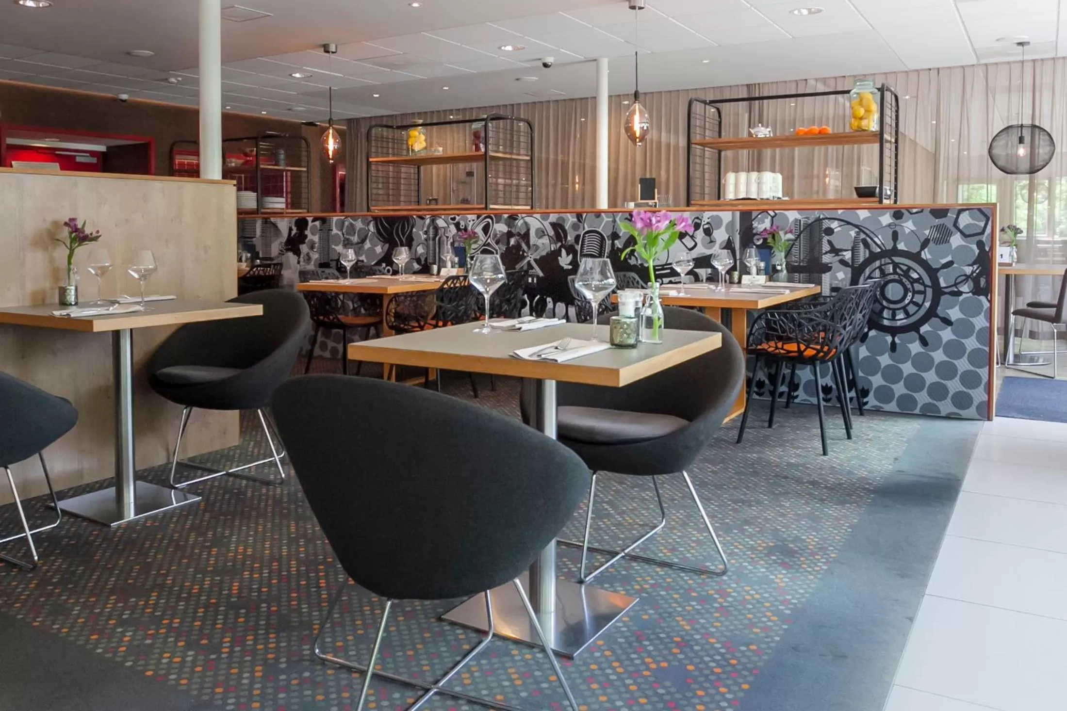 Restaurant/places to eat in Novotel Rotterdam - Schiedam