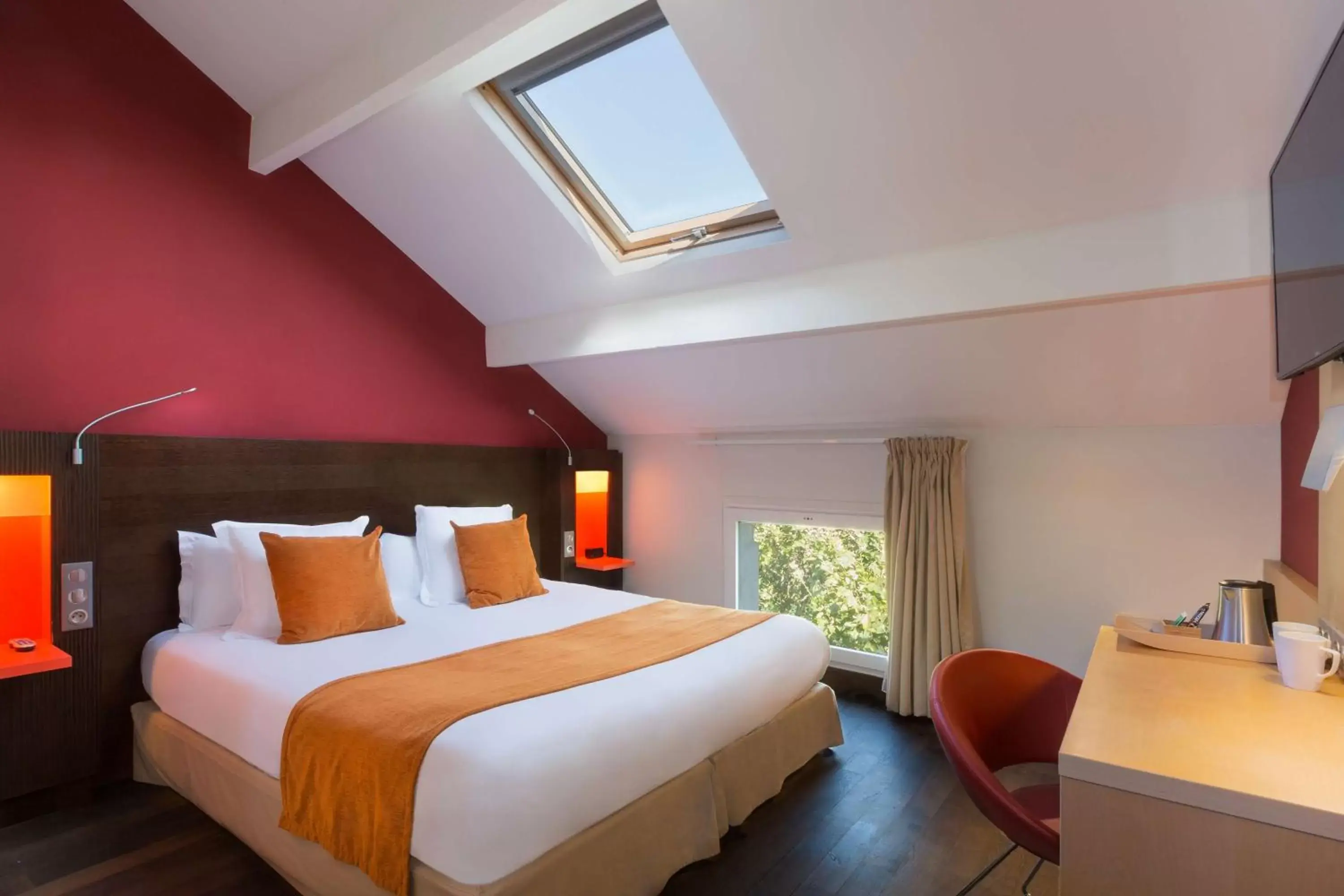 Comfort Queen Room in Best Western Seine West Hotel Comfort Queen Room in Best Western Seine West Hotel