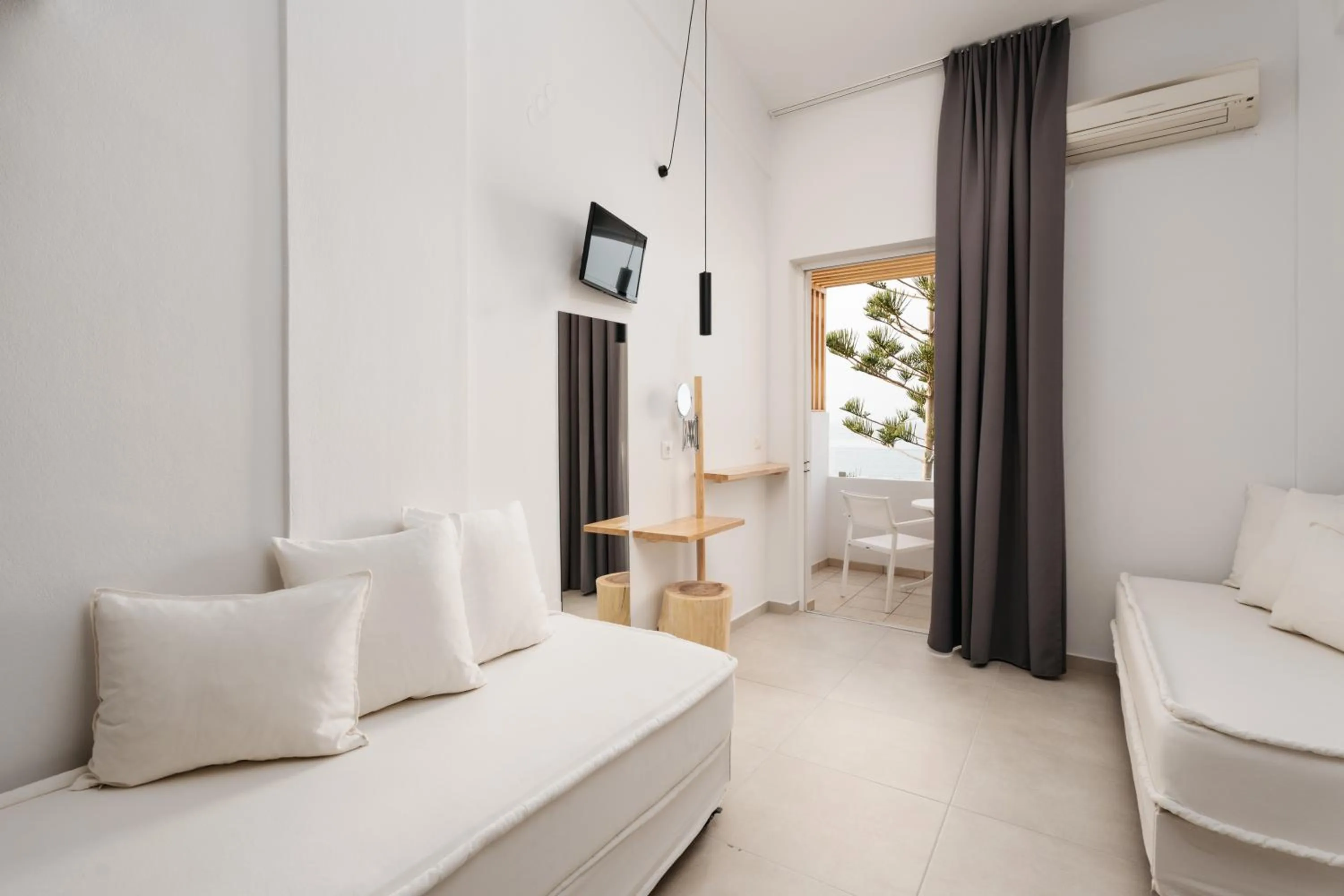 Bed in Petradi Beach Lounge Hotel