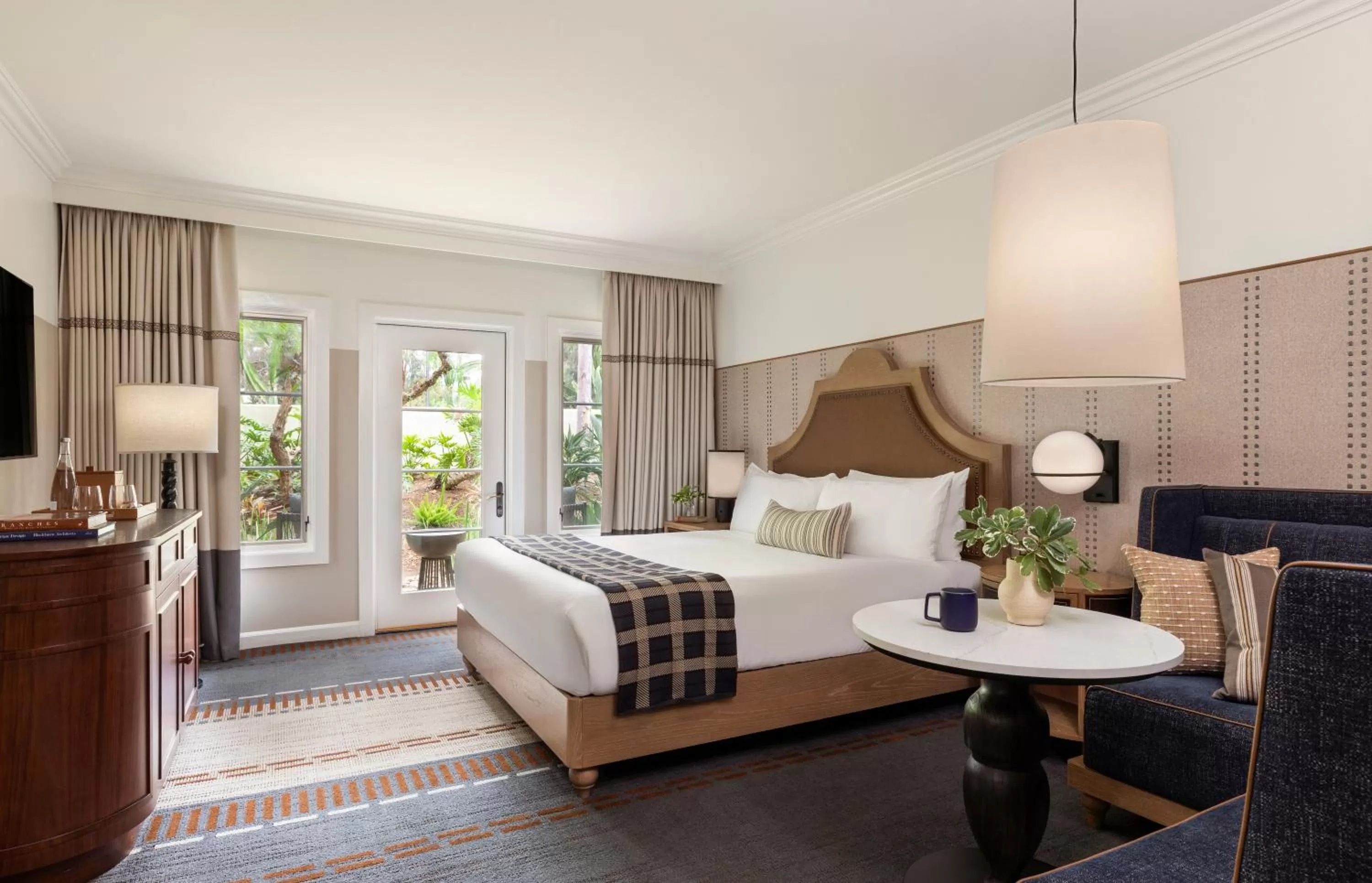 Bedroom, Bed in Estancia La Jolla Hotel & Spa