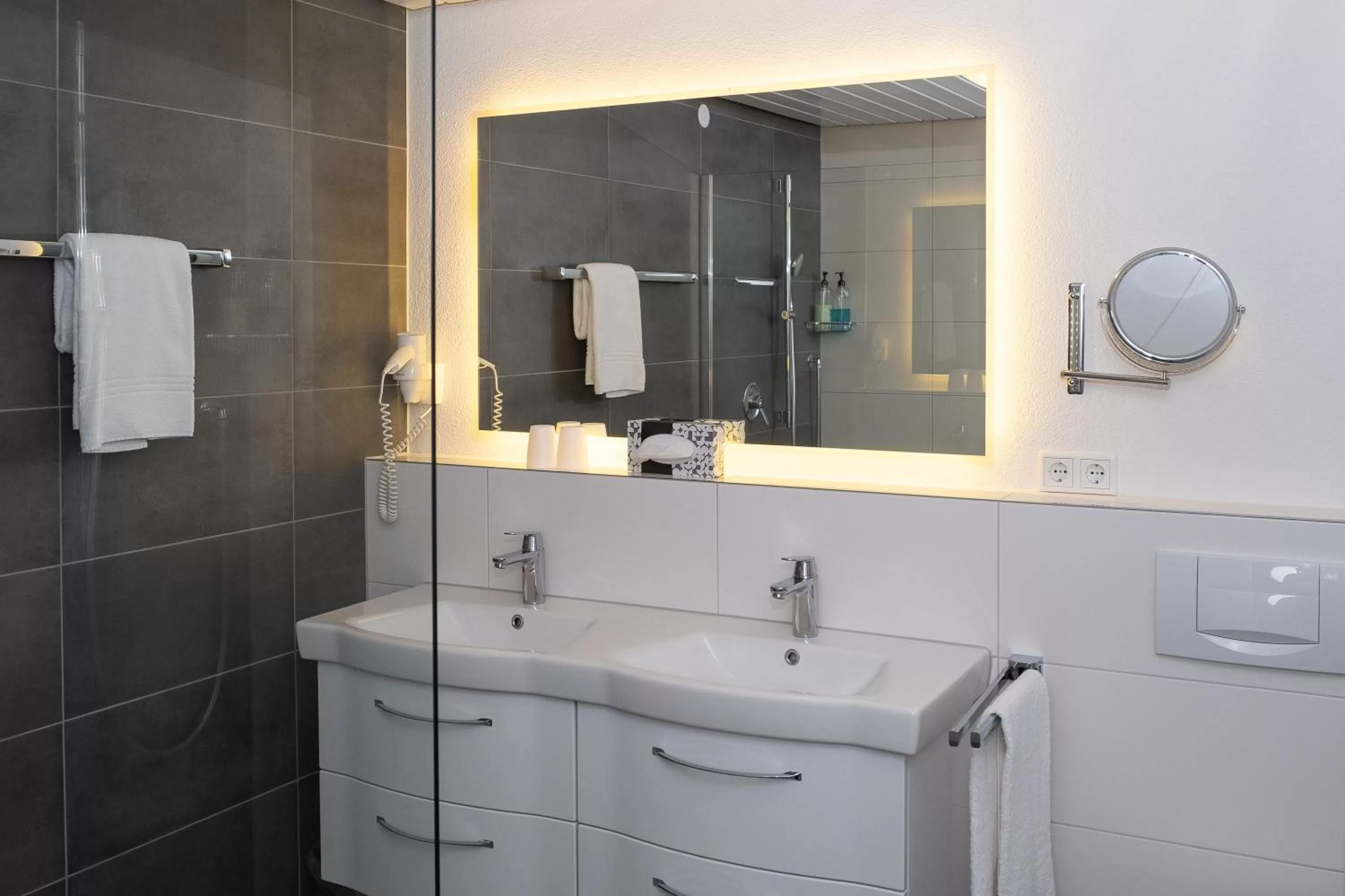 Bathroom in Gasthaus Hotel Kranz