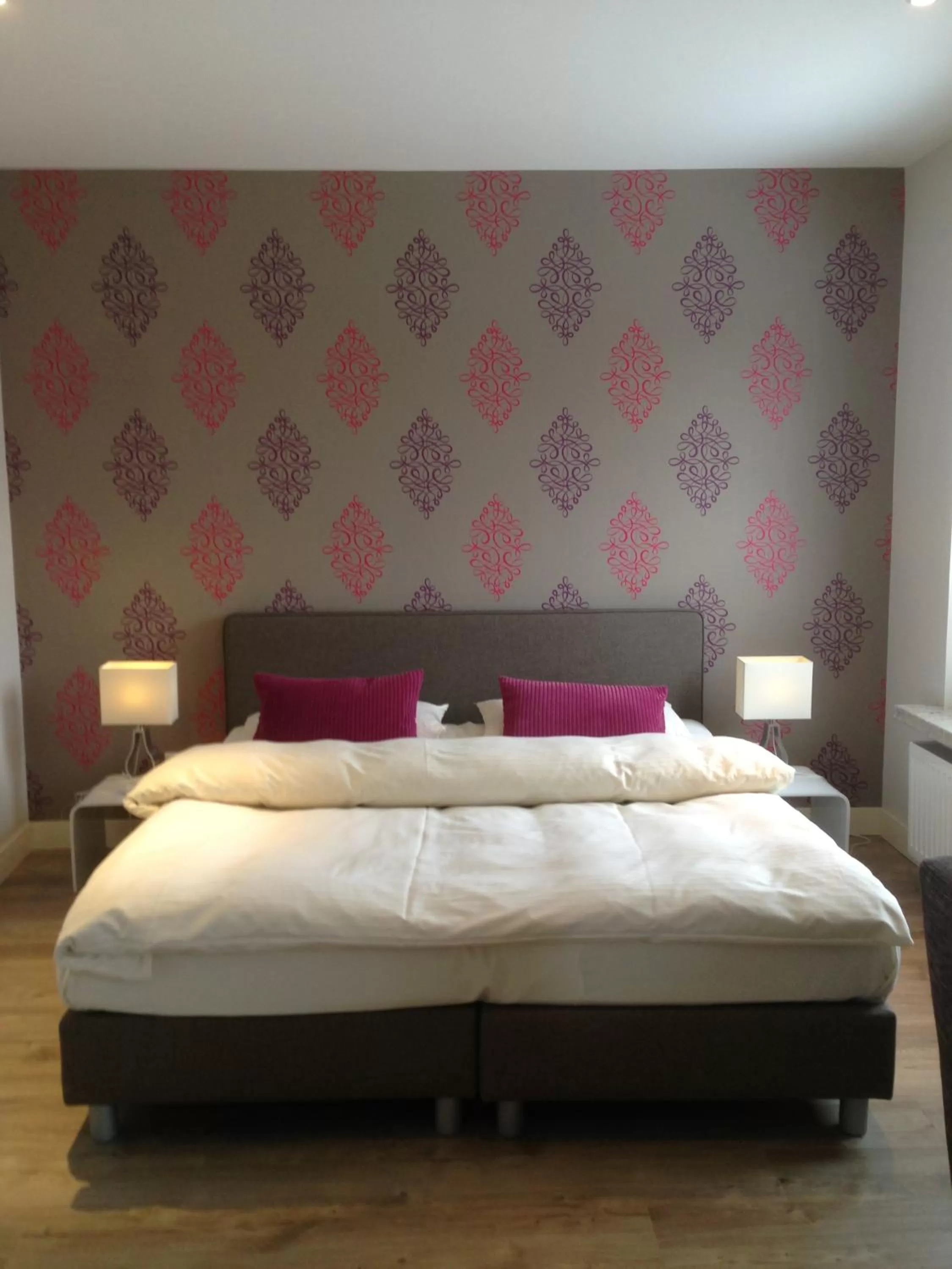 Bed in Hotel Insel Pension