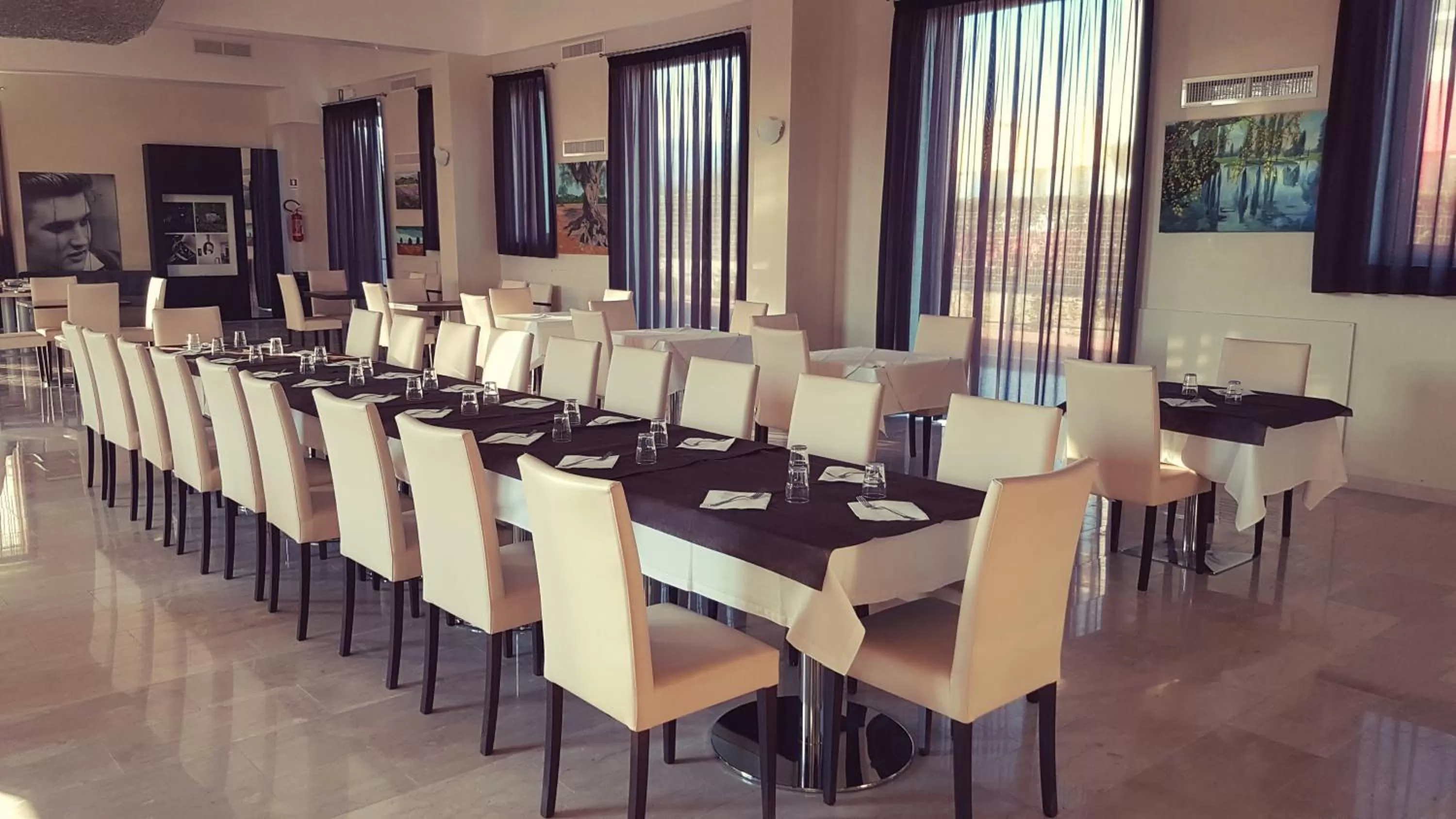 Restaurant/places to eat in Hotel Paclà