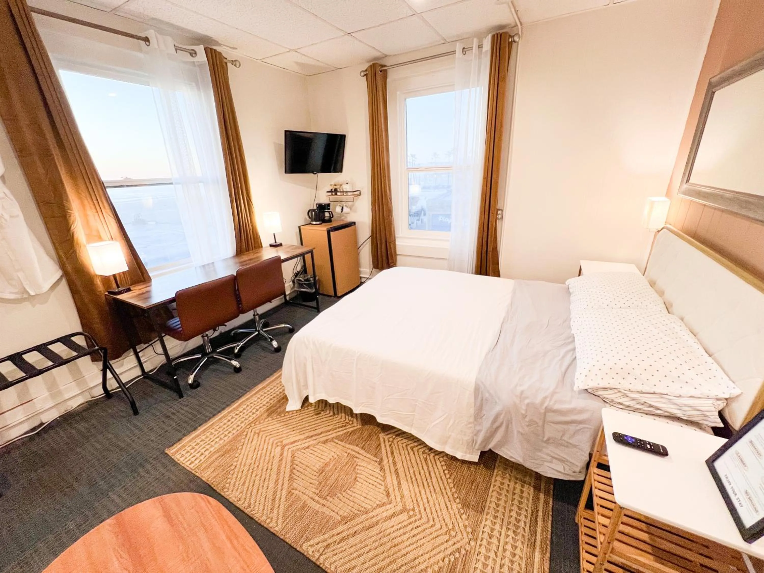 Bedroom in ITH Surf City Hostel Hermosa Beach